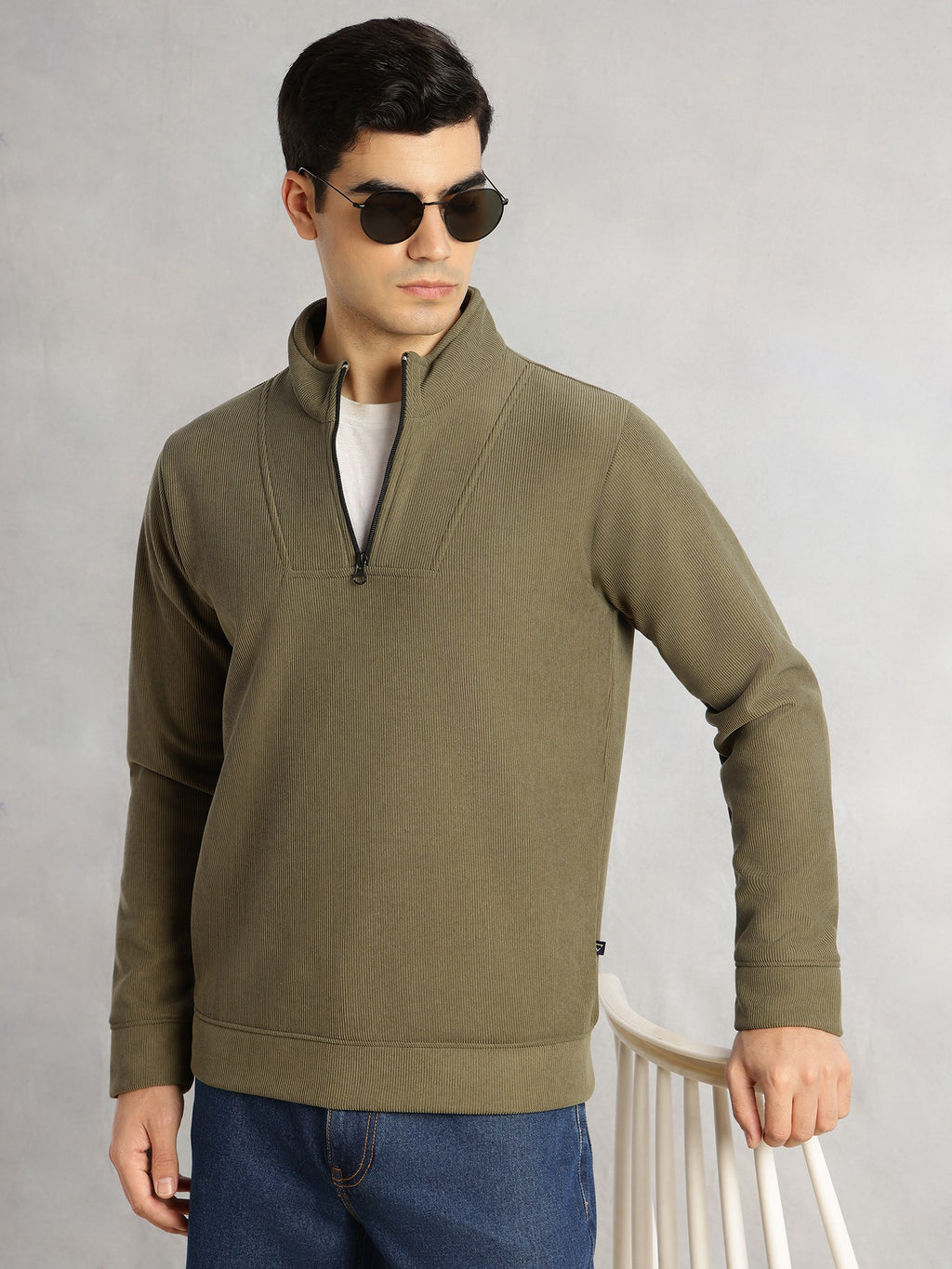 Thomas Scott Men Olive Regular Fit Long Sleeves Mock Neck Half-Zip Solid Polyester Knitted Sweatshirt