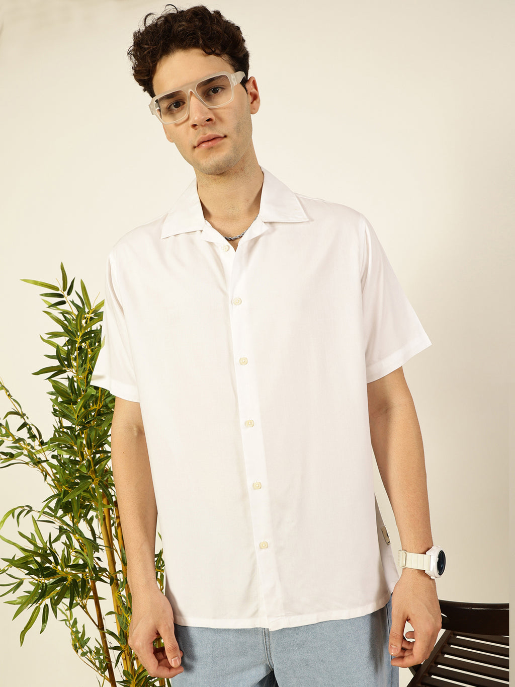 Thomas Scott Men White Short Sleeves Oversized Fit Solid Cuban Collar Viscose Casual Shirt