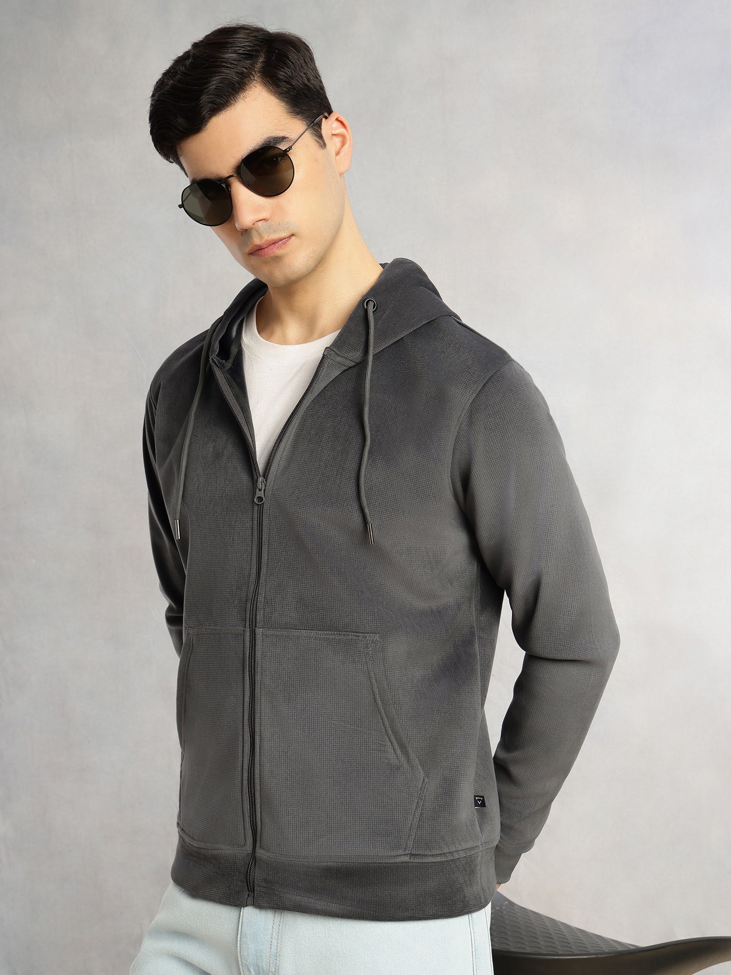 Thomas Scott Men Grey Regular Fit Long Sleeves Kangaroo Pocket Polyester Hoodie Sweatshirt