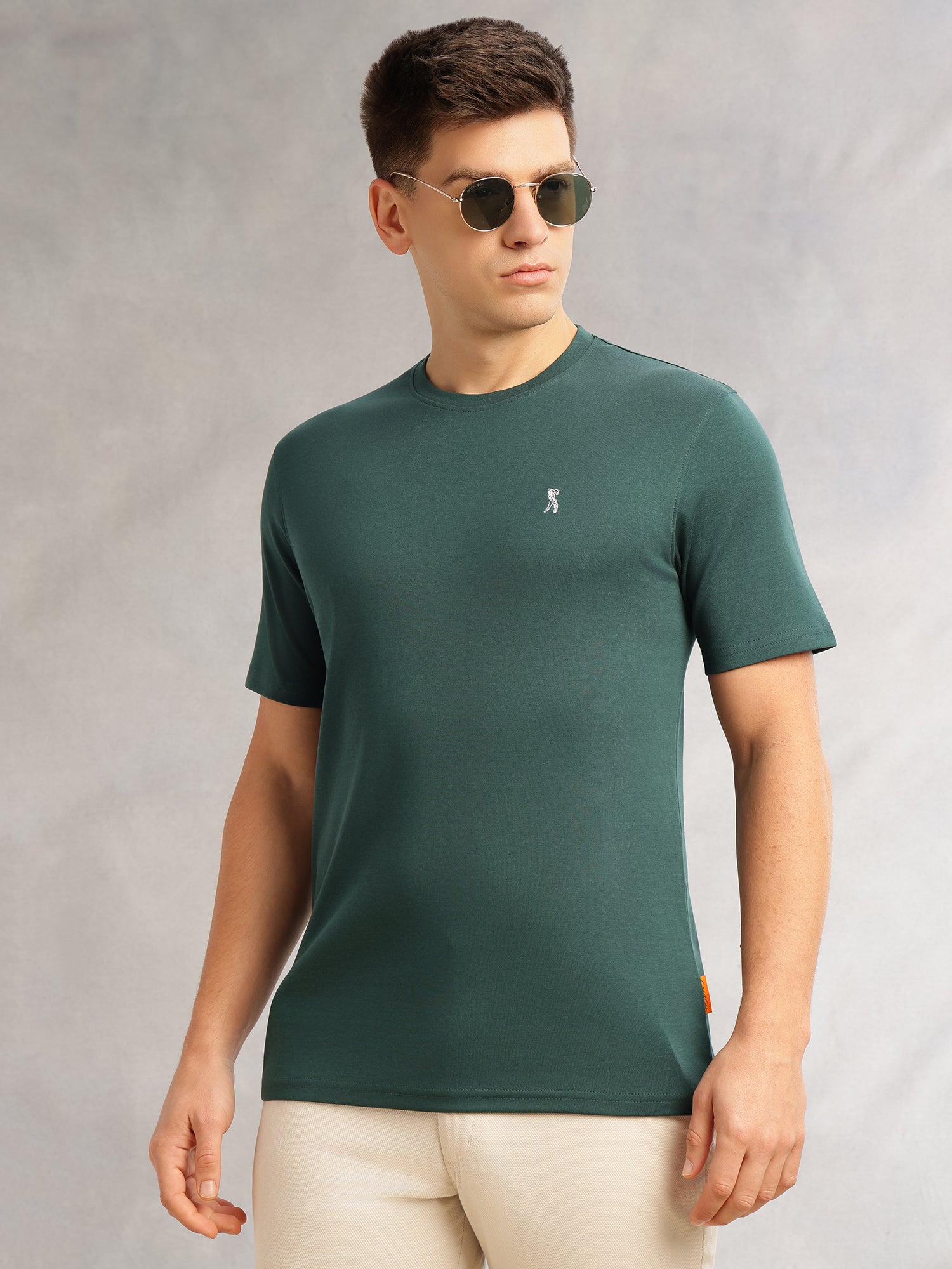 Thomas Scott Men Green Cricket Club Collection Regular Fit Short Sleeves Round Neck Solid 100% Cotton Knitted Tshirt