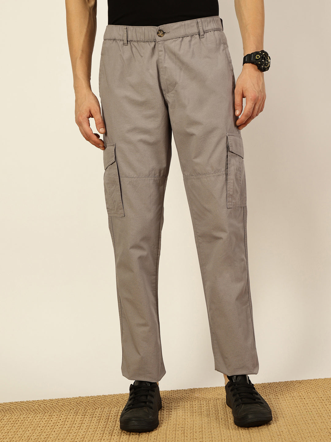 Thomas Scott Men Grey Slim Fit Mid-Rise Solid 6 Pockets Woven Cargo Trouser