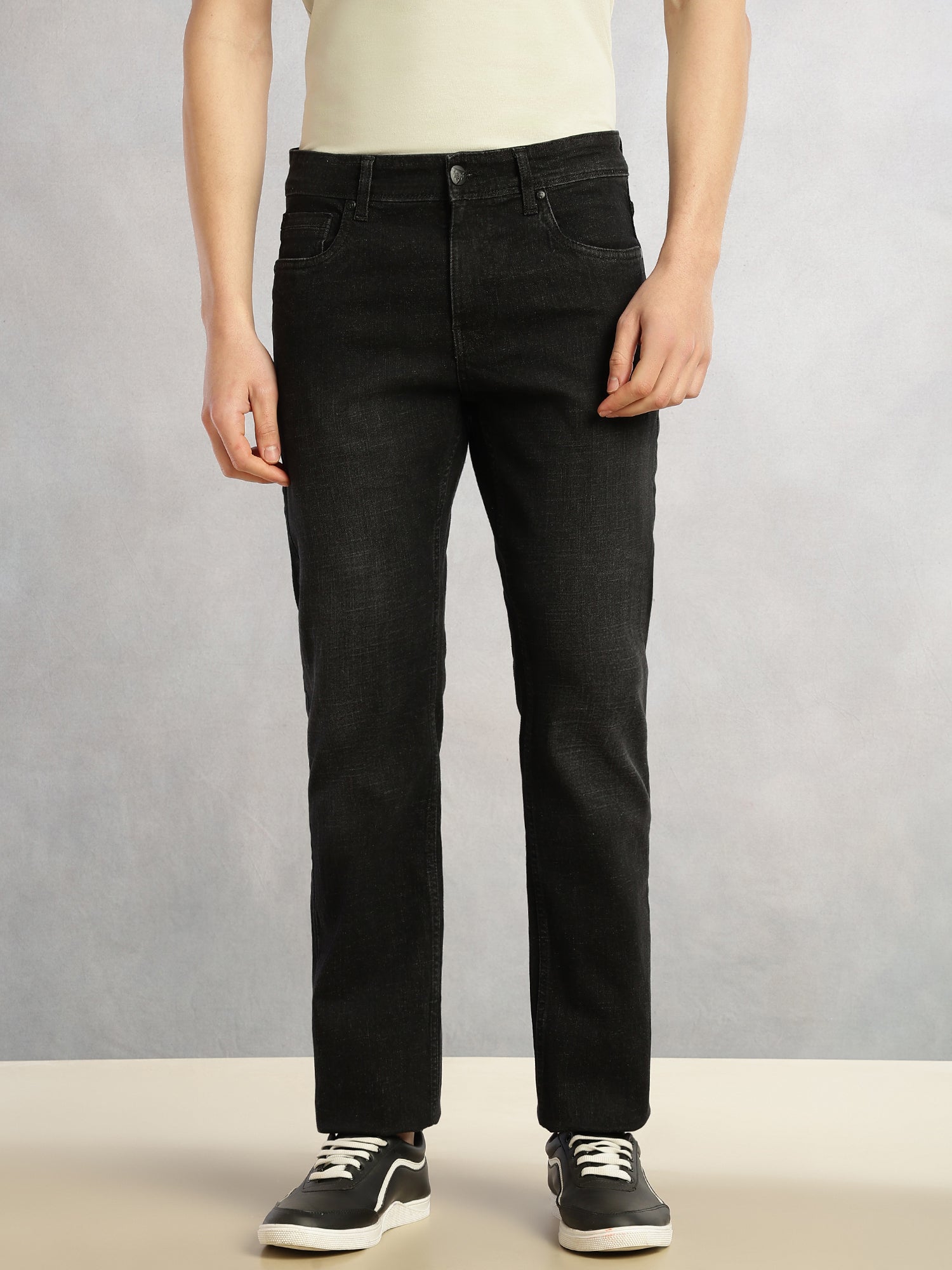 Thomas Scott Men Black Cricket Club Collection Straight Fit Mid-Rise Faded 5 Pockets Stretchable Jeans