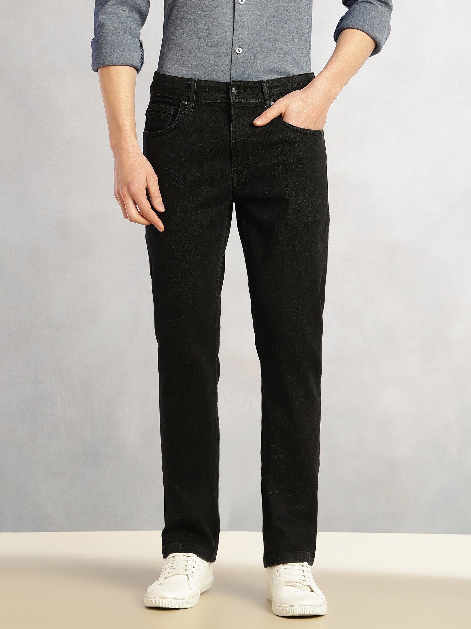 Thomas Scott Men Black Cricket Club Collection Mid-Rise Straight Fit No Fade 5 Pockets Stretchable Jeans