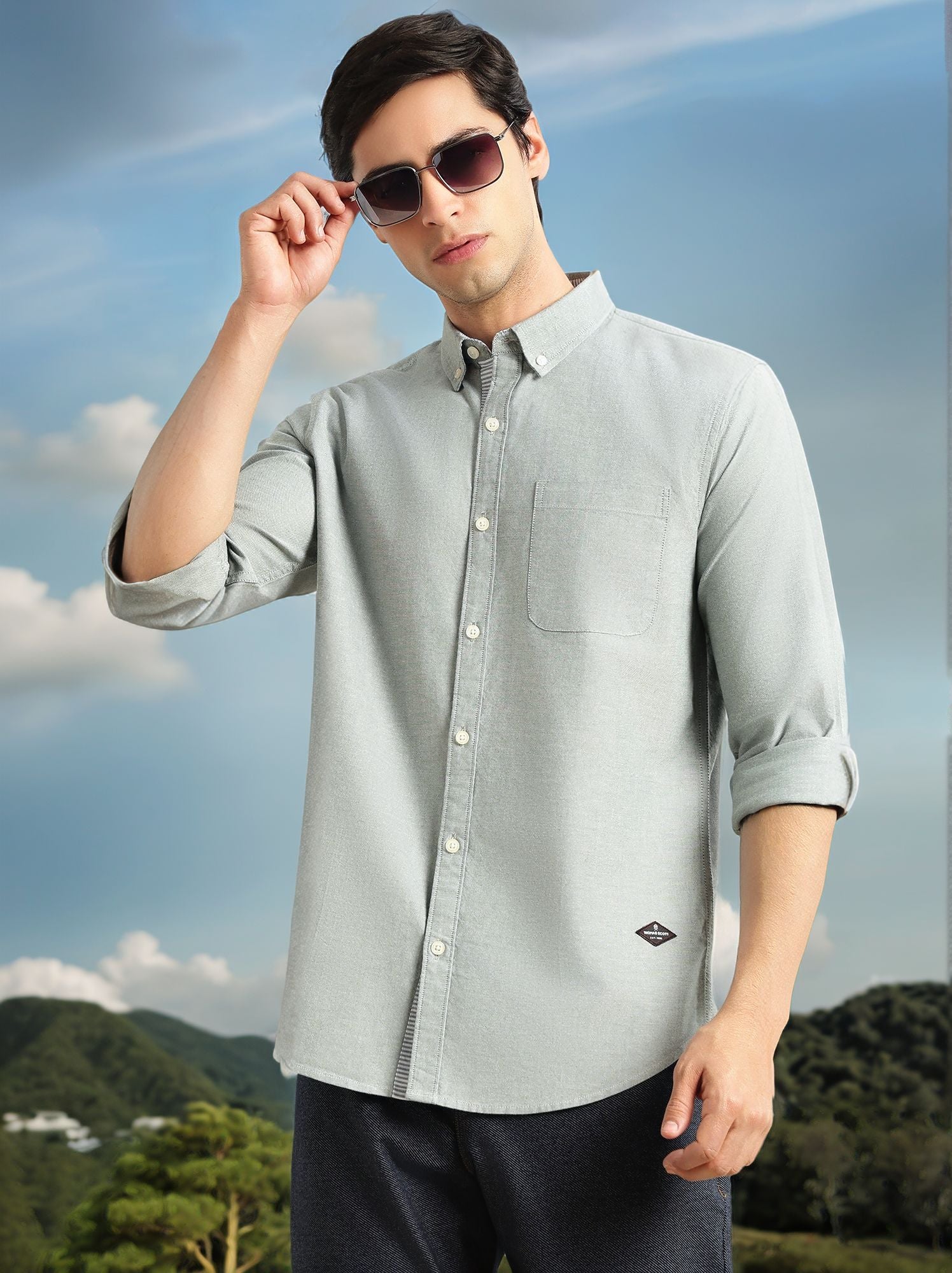 Thomas Scott Men Bottle Green Slim Fit Long Sleeves Button-Down Collar Solid 100% Cotton Oxford Casual Shirt