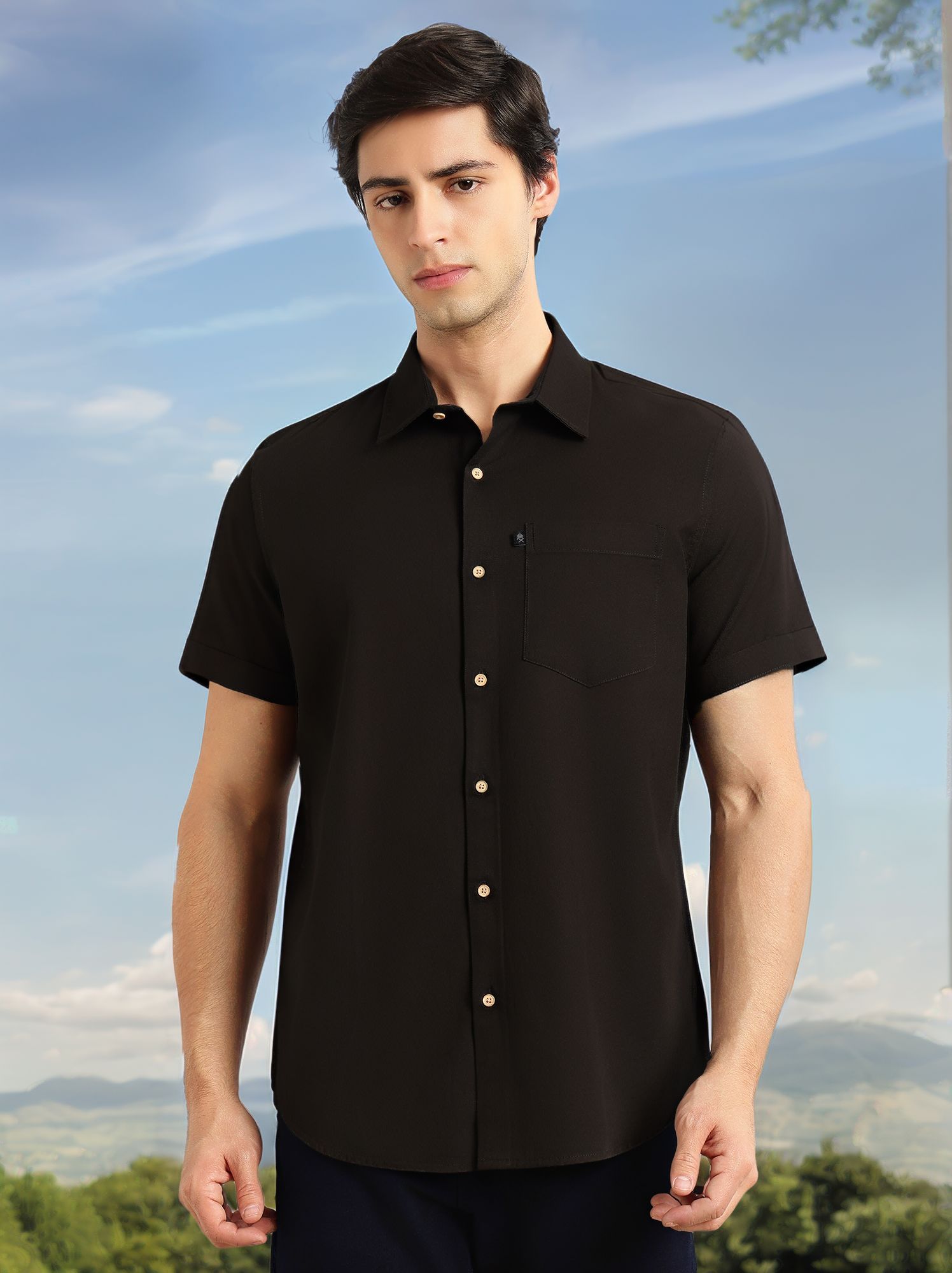 Thomas Scott Men Dark Grey Slim Fit Short Sleeves Spread Collar Solid Casual Shirt