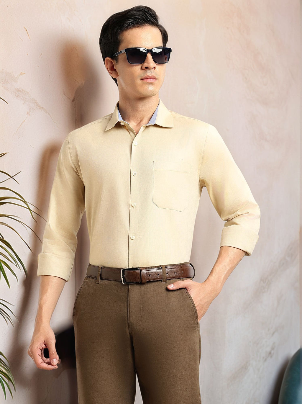 Thomas Scott Men Beige Regular Fit Long Sleeves Spread Collar with Contrast Fabric Solid 100% Cotton Formal Shirt