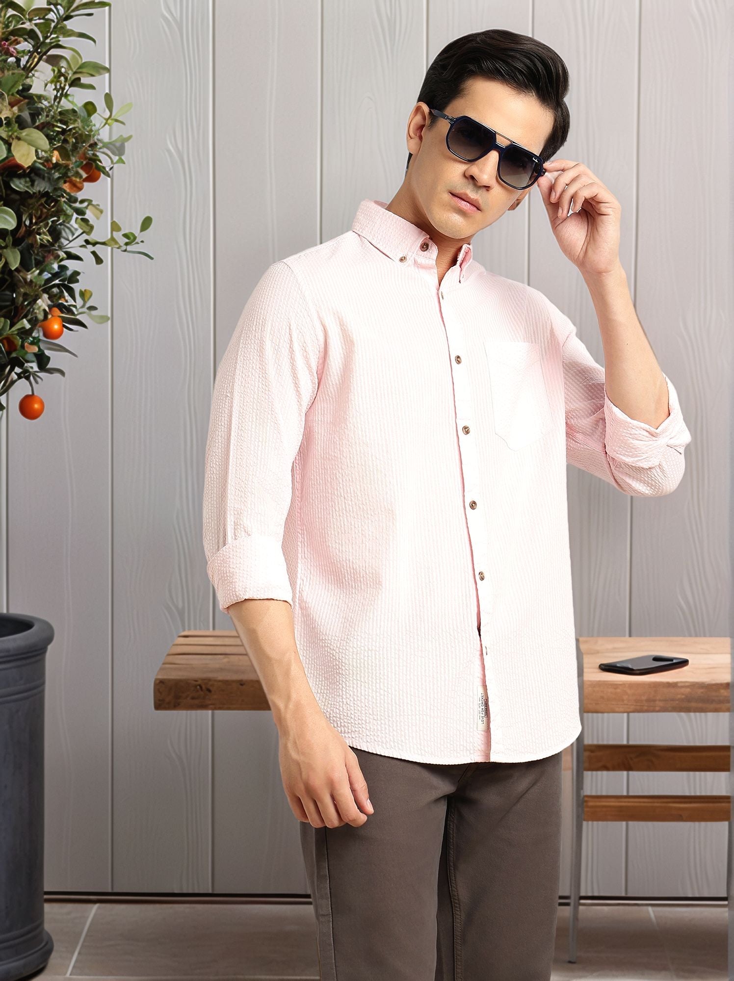 Thomas Scott Men Pink Premium Slim Fit Long Regular Sleeves Button-Down Collar Pinstripes 100% Cotton Seersucker Casual Shirt
