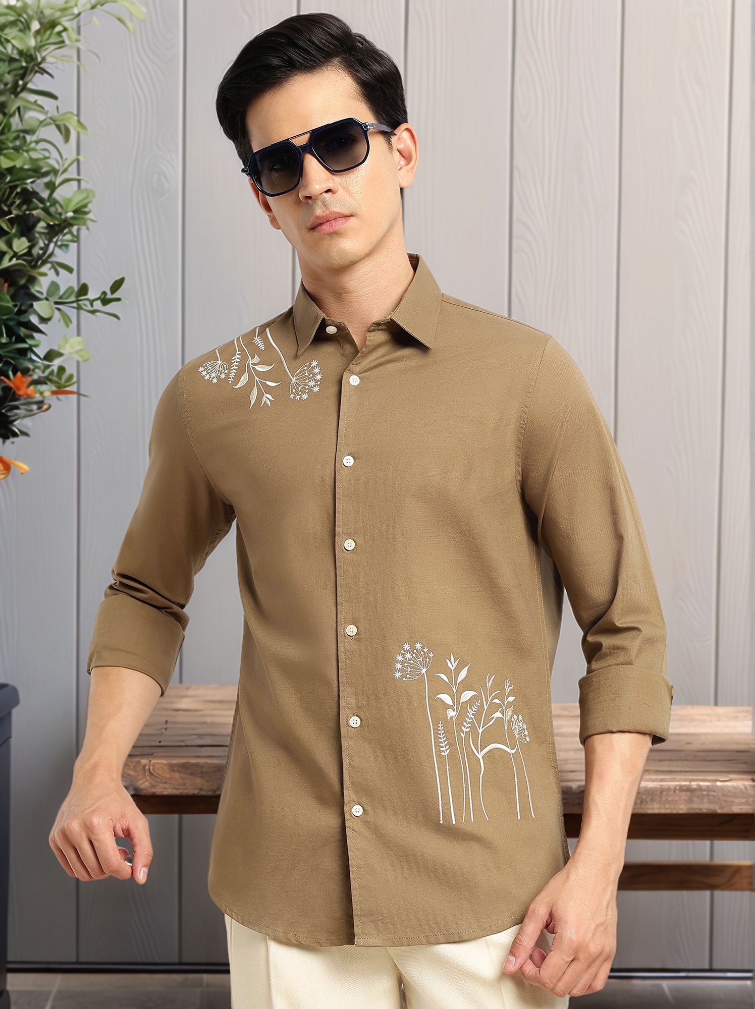 Thomas Scott Men Khaki Regular Fit Long Sleeves Spread Collar Oxford Embroidered Shirt