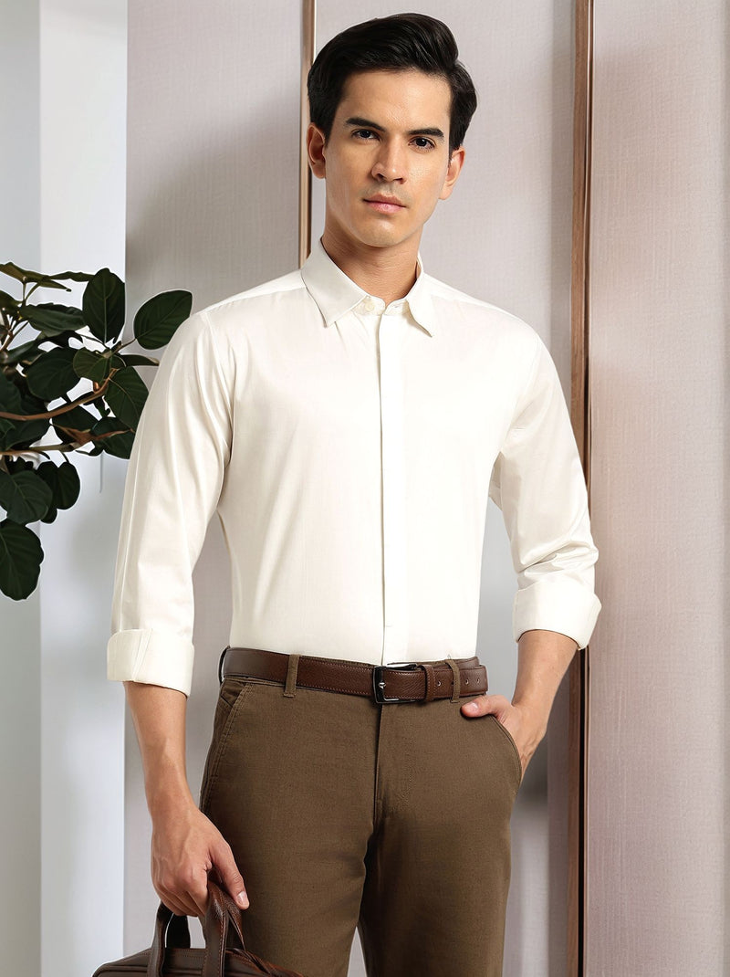Thomas Scott Men White Premium Long Sleeves Regular Fit Spread Collar Solid 100% Cotton Formal Shirt