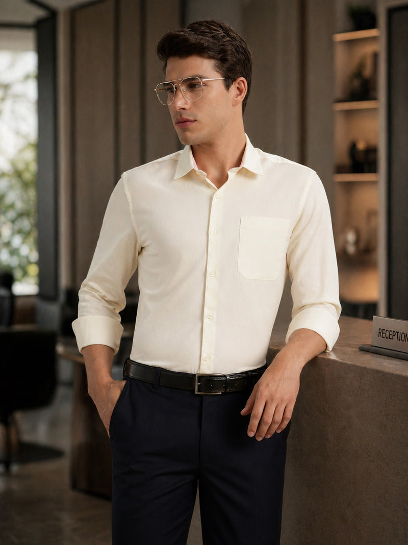 Thomas Scott Men Yellow Regular Fit Long Sleeves Spread Collar with Contrast Fabric Solid 100% Cotton Formal Shirt