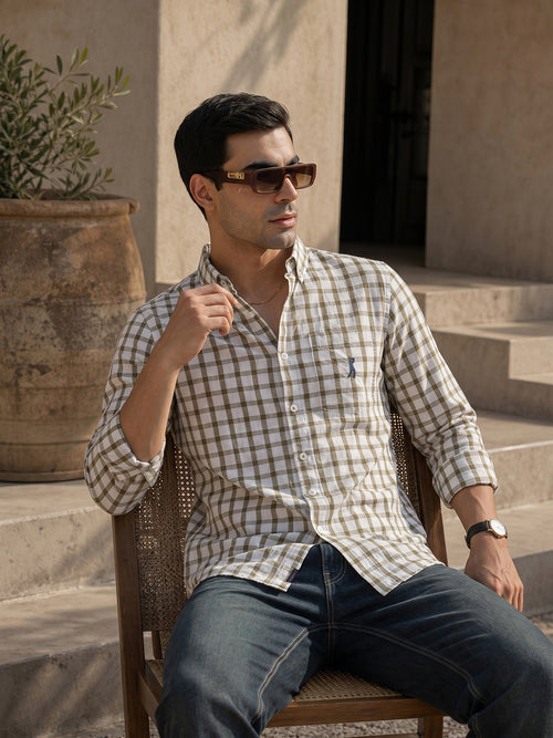 Thomas Scott Men Brown Regular Fit Long Sleeves Gingham Checks Button Down Collar Cotton Linen Casual Shirts