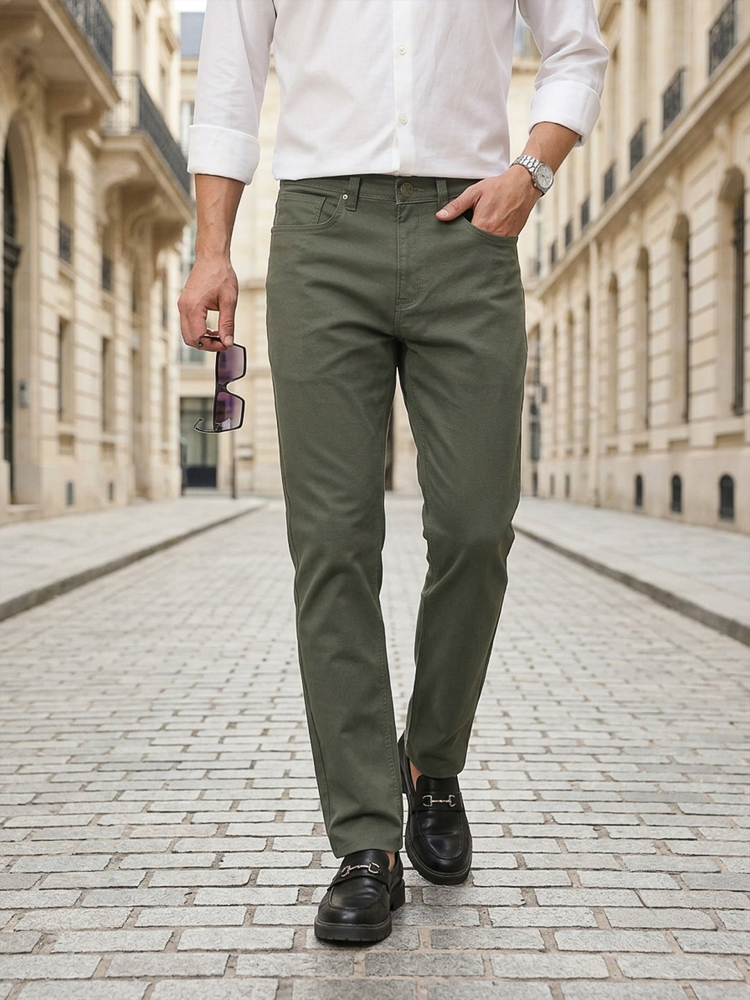 Green Smart Straight Fit Mid-Rise Solid Woven Trouser For Men