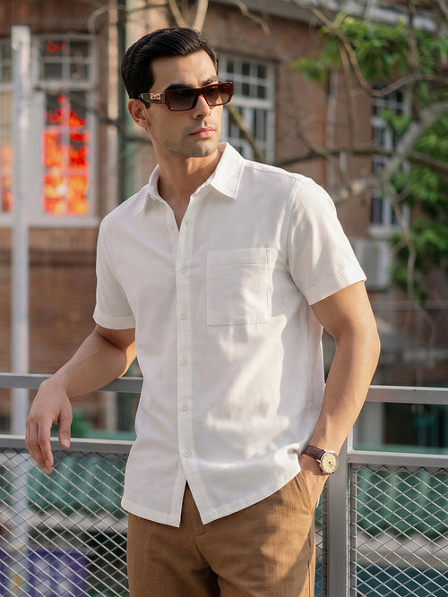 Thomas Scott Men Premium White Slim Fit Short Sleeves Spread Collar Solid Casual Shirt