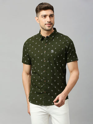 Thomas Scott Men Dark Green Classic Short Sleeves Slim Fit Spread Collar Conversational Printed Cotton Casual Shirt