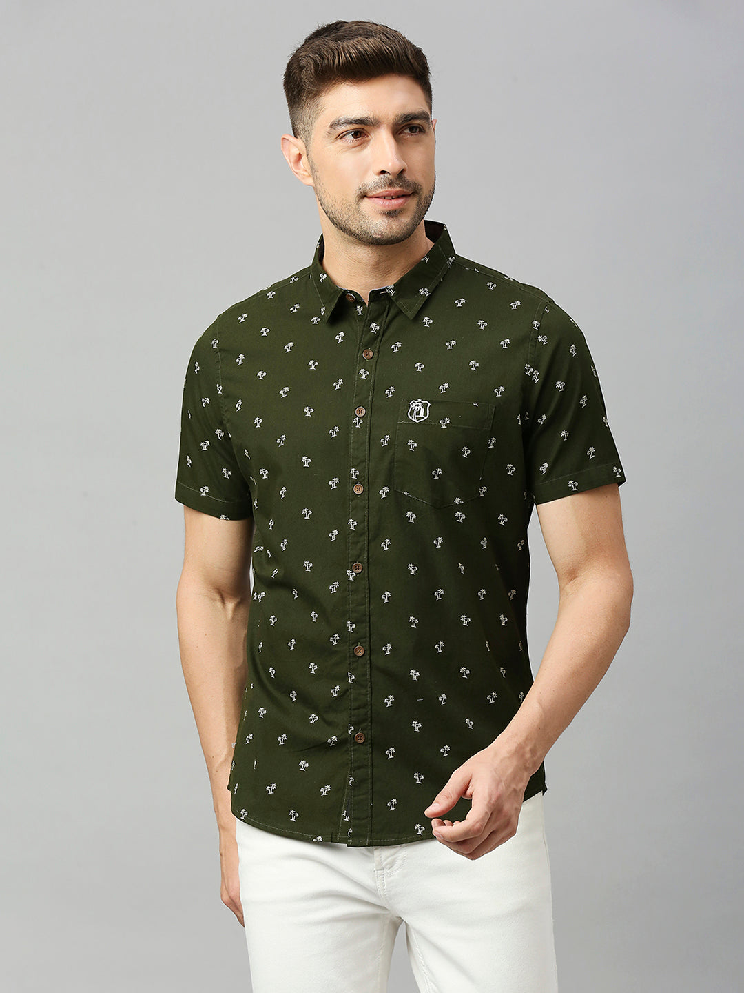 Thomas Scott Men Dark Green Classic Short Sleeves Slim Fit Spread Collar Conversational Printed Cotton Casual Shirt