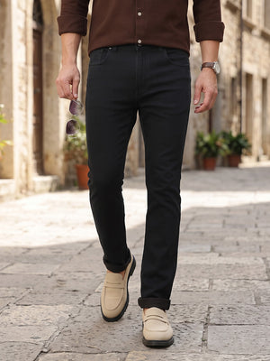 Black Smart Straight Fit Mid-Rise No Faded Clean Look Stretchable Jeans For Men