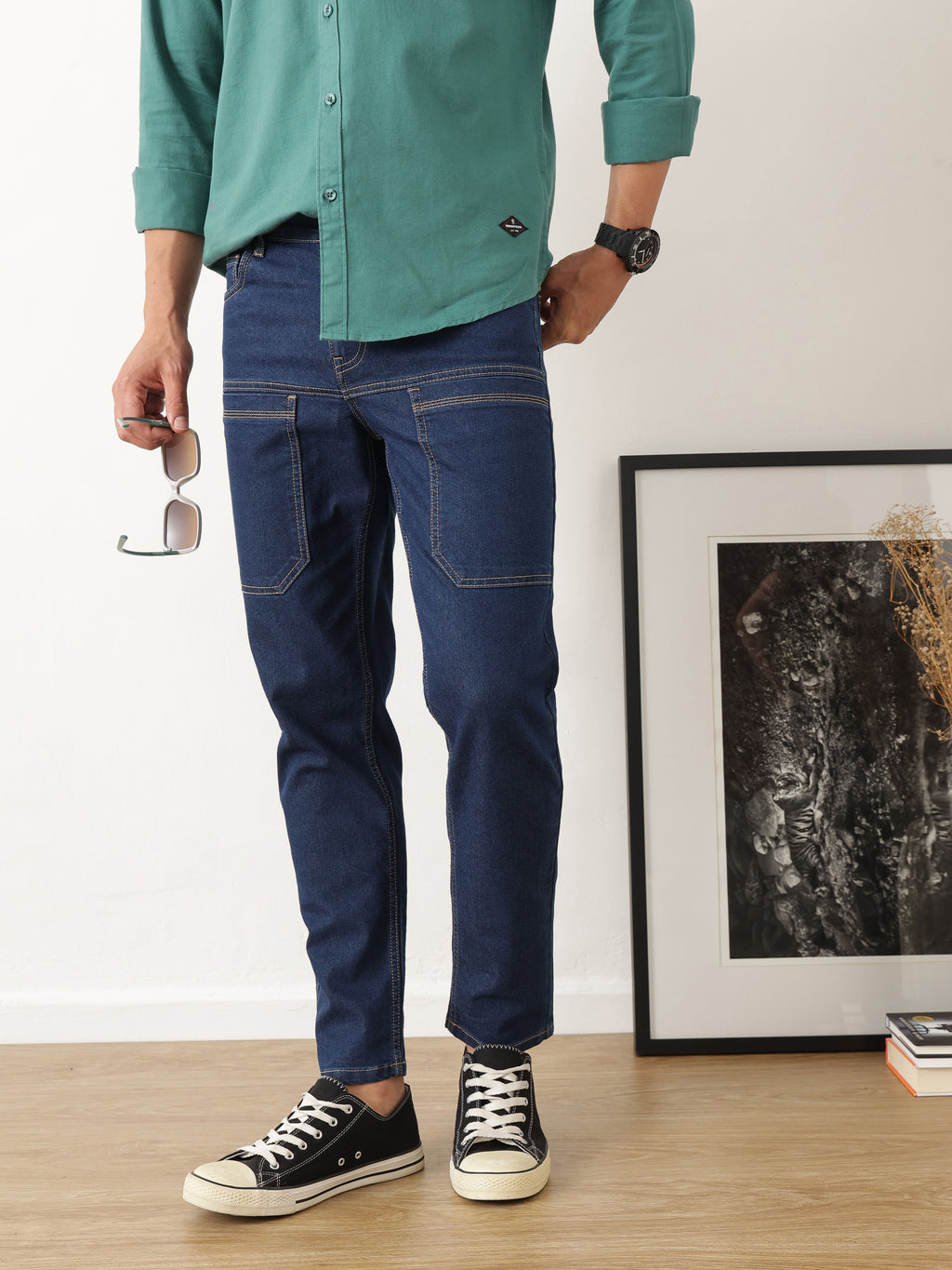 Thomas Scott Men Dark Blue Carrot Fit Mid-Rise Medium Shade Clean Look Stretchable Jeans