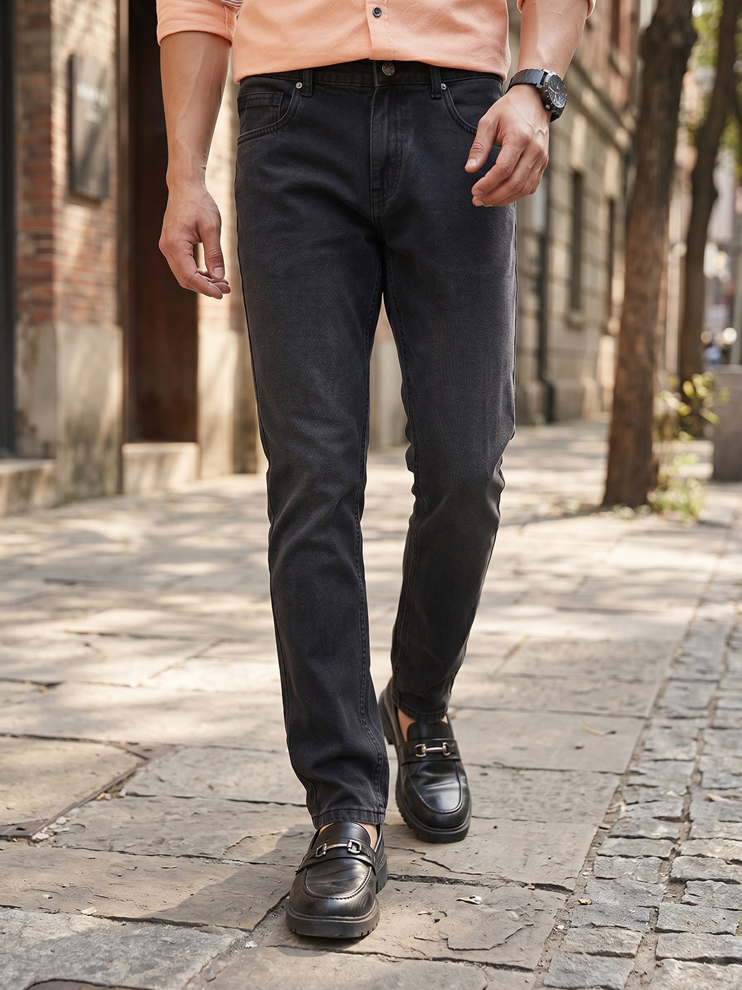 Dark Black Smart Slim Fit Mid-Rise Dark Shade Clean Look Non Stretchable Jeans For Men