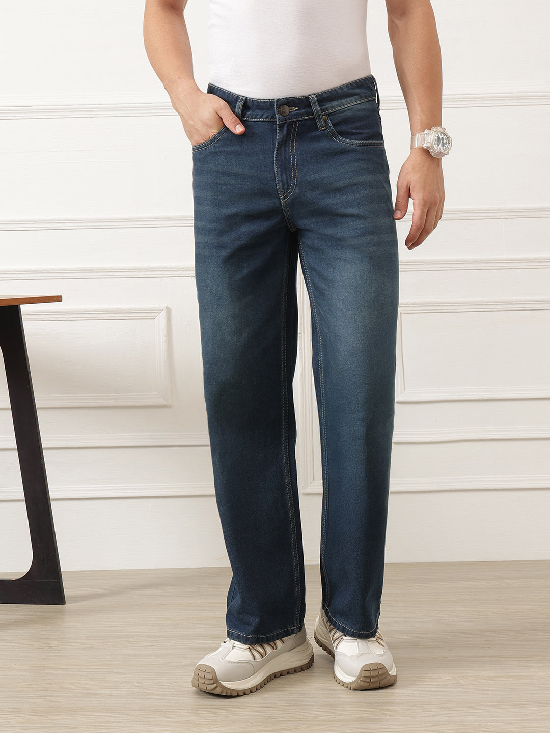 Blue Smart Baggy Fit Mid-Rise Clean Look Non Stretchable Jeans For Men