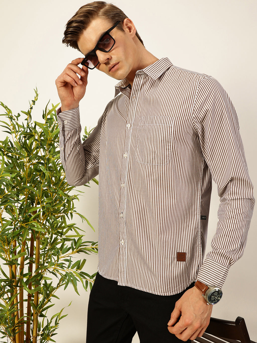 Thomas Scott Men Smart Spread Collar Vertical Striped Cotton Slim Fit Casual Shirt