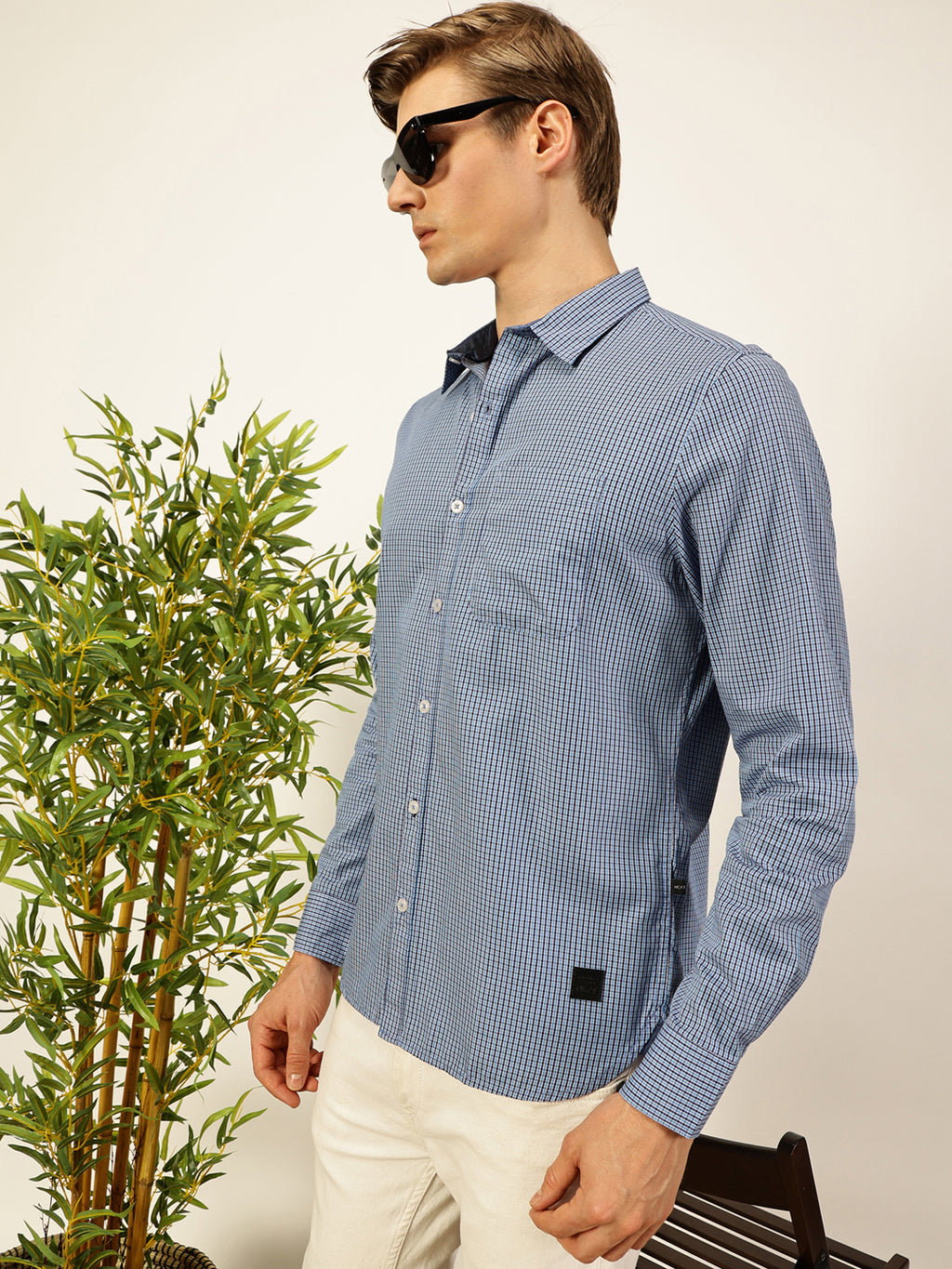 Thomas Scott Men Smart Spread Collar Micro Checked Cotton Slim Fit Casual Shirt