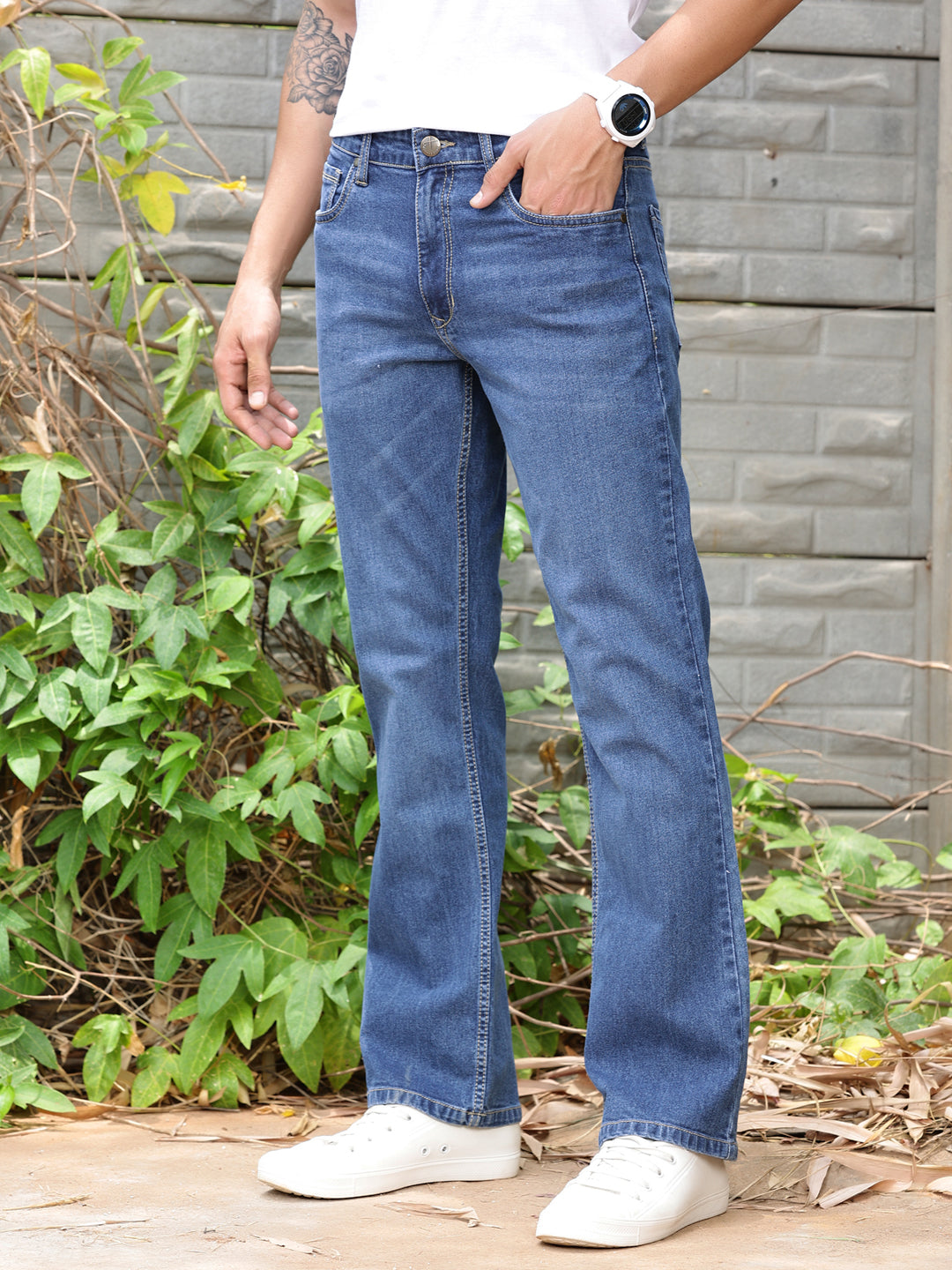 Thomas Scott Men Smart Bootcut Clean Look Light Fade Stretchable Jeans