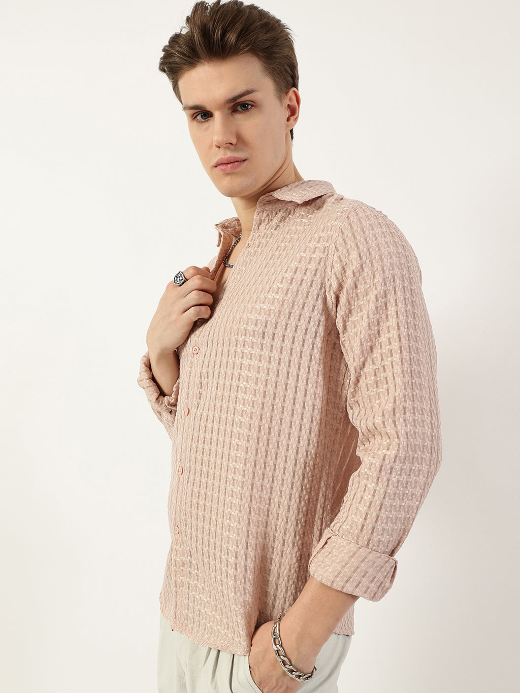 Thomas Scott Men Pink Premium Spread Collar Textured Solid Slim Fit Casual Shirt