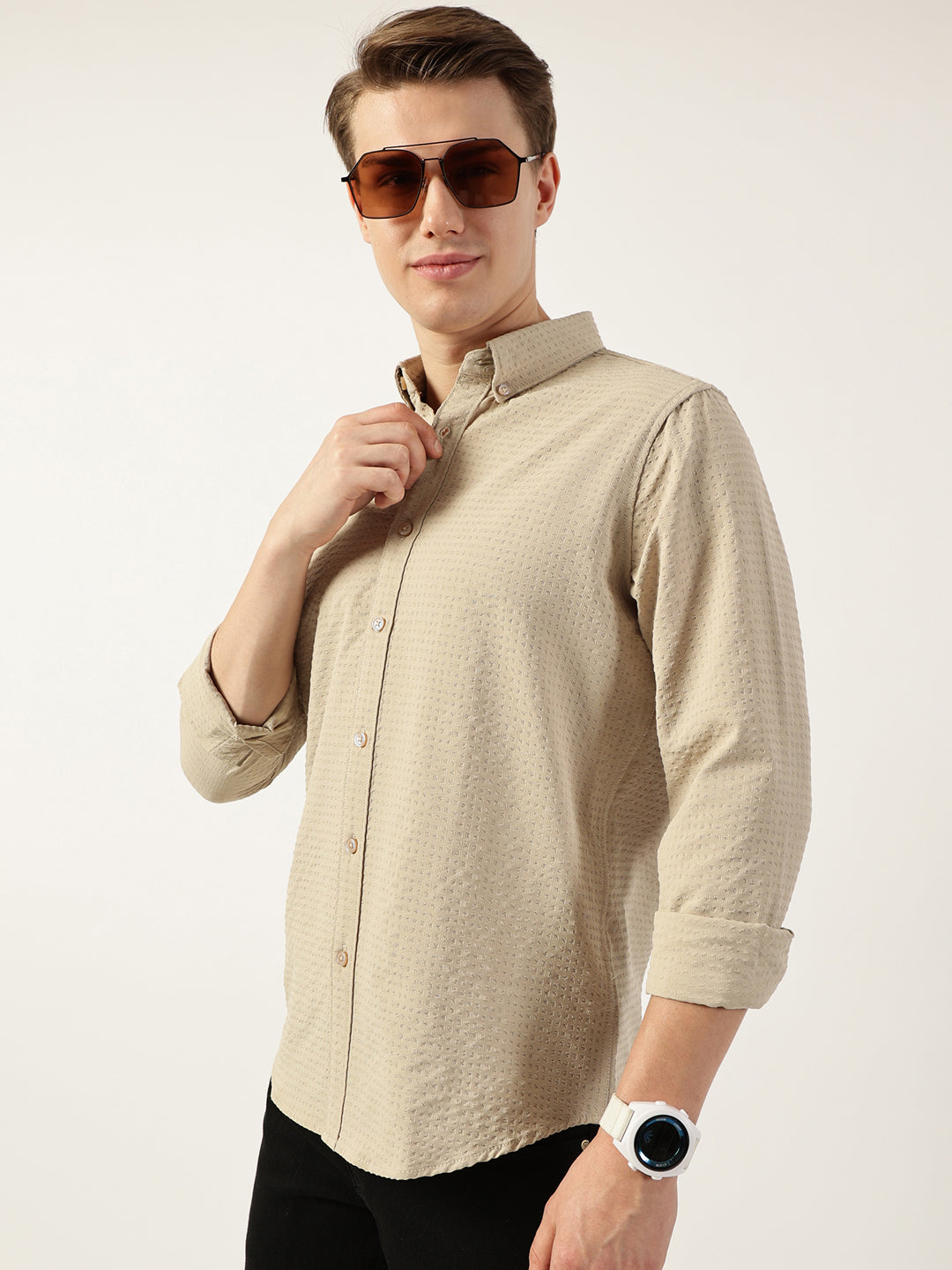 Thomas Scott Men Beige Smart Button-Down Collar Textured Solid Slim Fit Casual Shirt