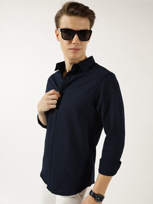 Thomas Scott Men Navy Classic Spread Collar Textured Solid Slim Fit Casual Shirt