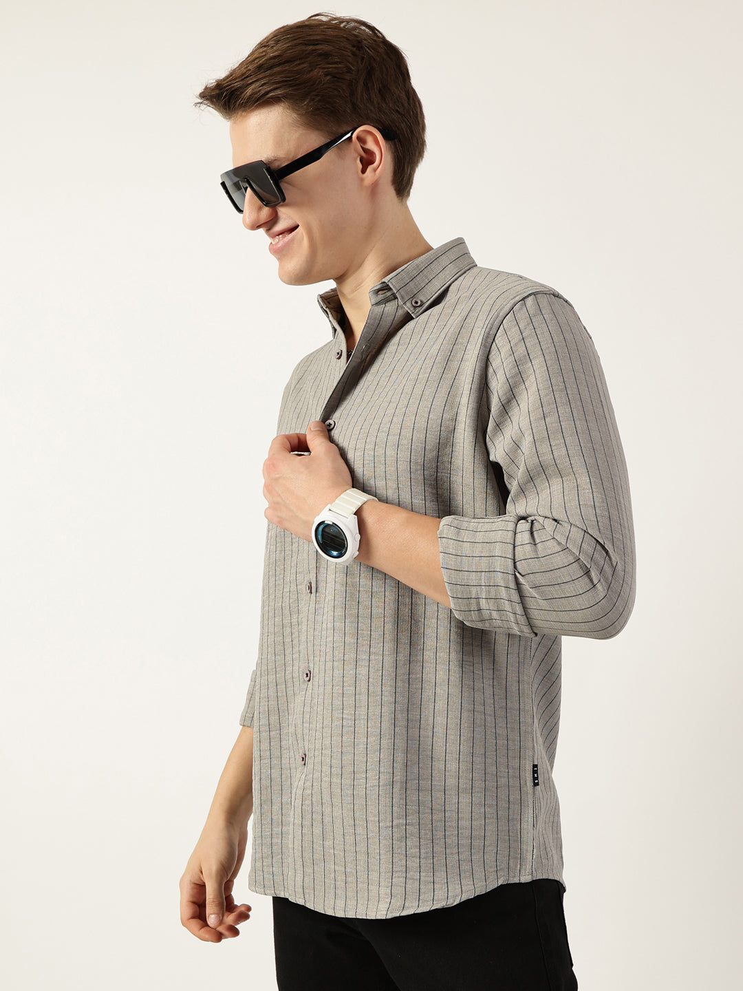Thomas Scott Men Grey Premium Spread Collar Vertical Striped Slim Fit Casual Shirt