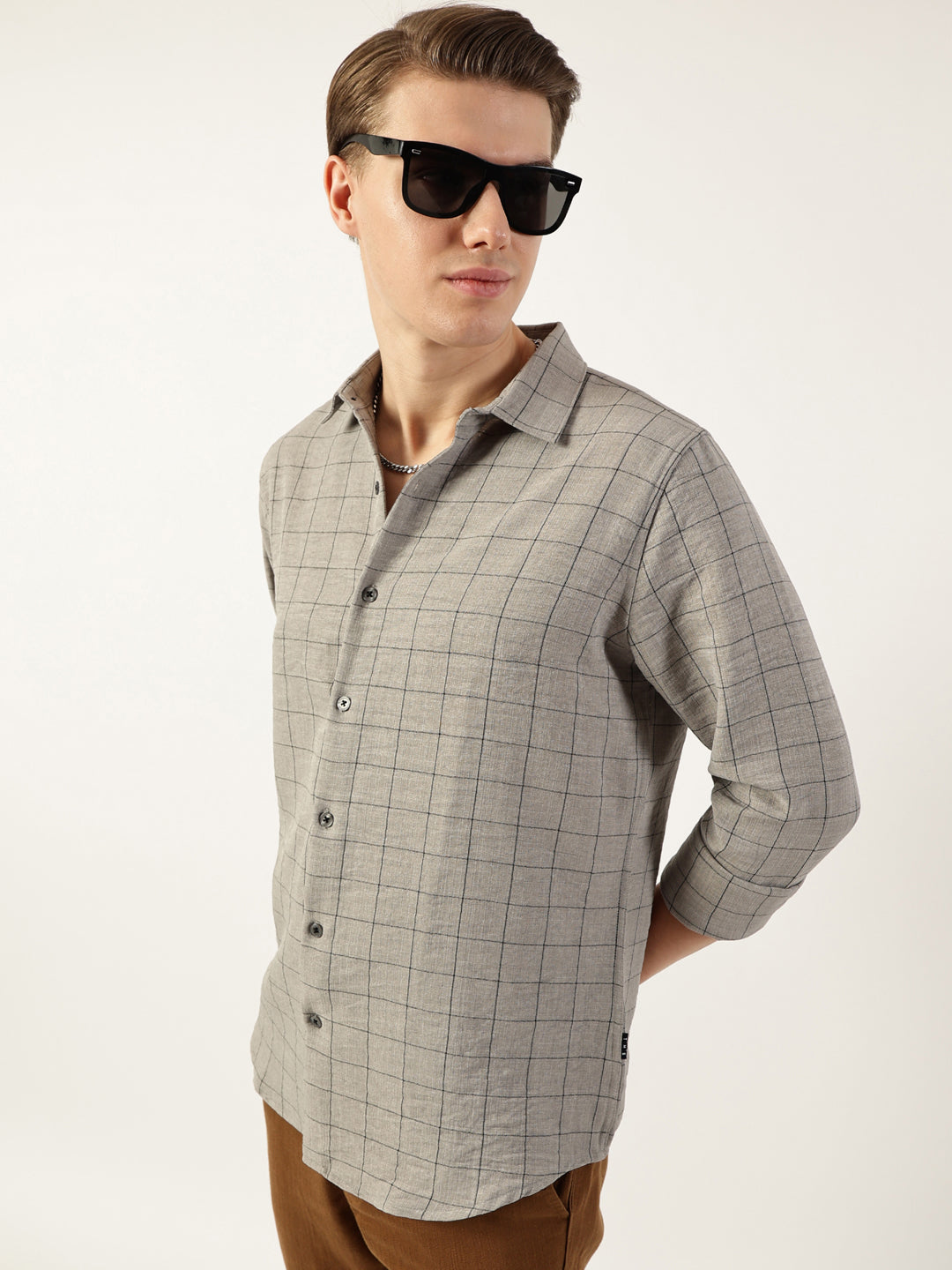 Thomas Scott Men Grey Smart Spread Collar Windowpane Checked Slim Fit Casual Shirt