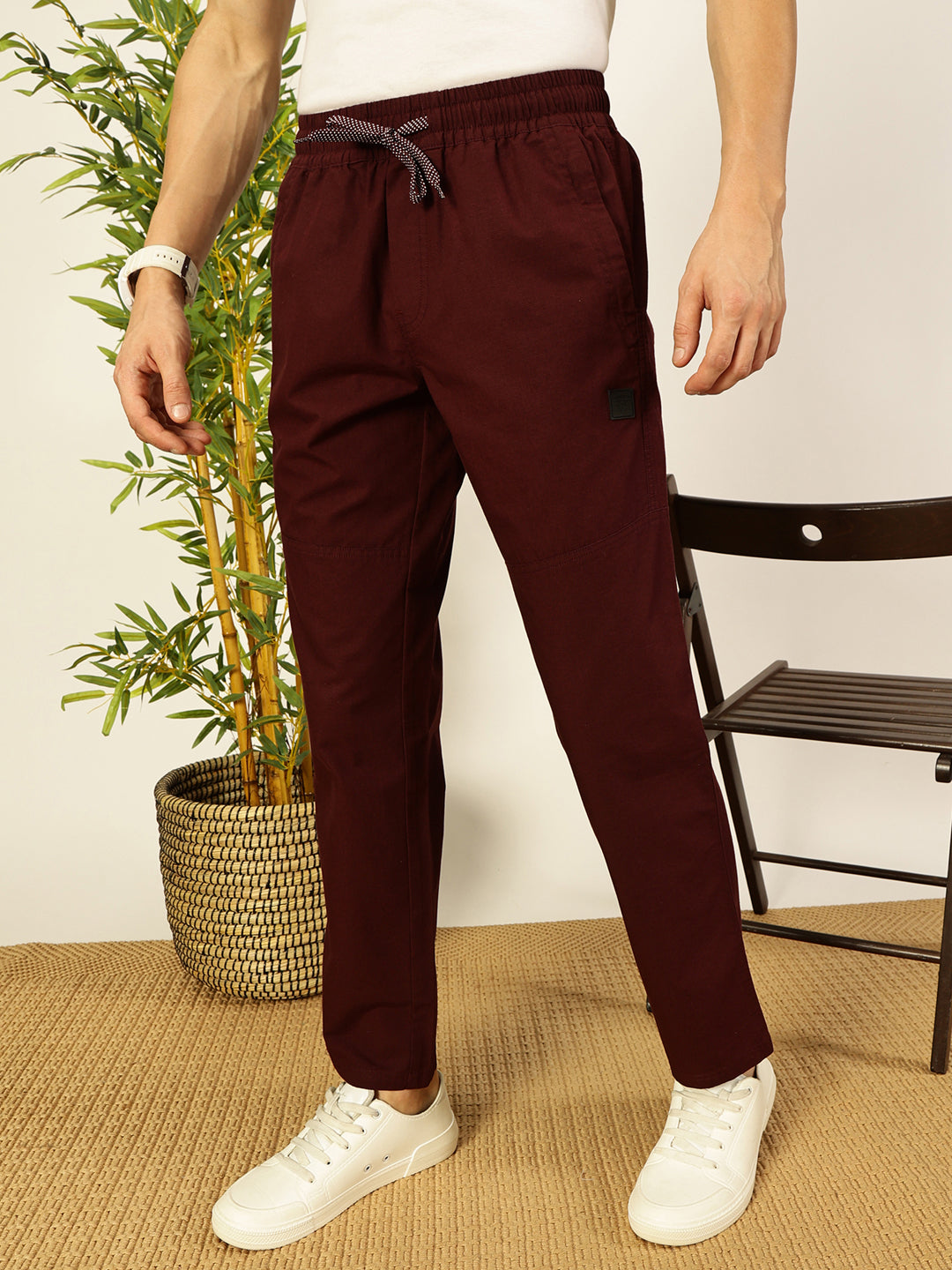Thomas Scott Men Wine Cotton Smart Regular Fit Mid-Rise Joggers