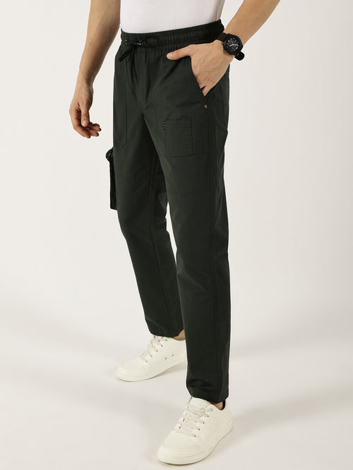 Thomas Scott Men BottleGreen Smart Fit Mid-Rise Cotton Cargos Trousers