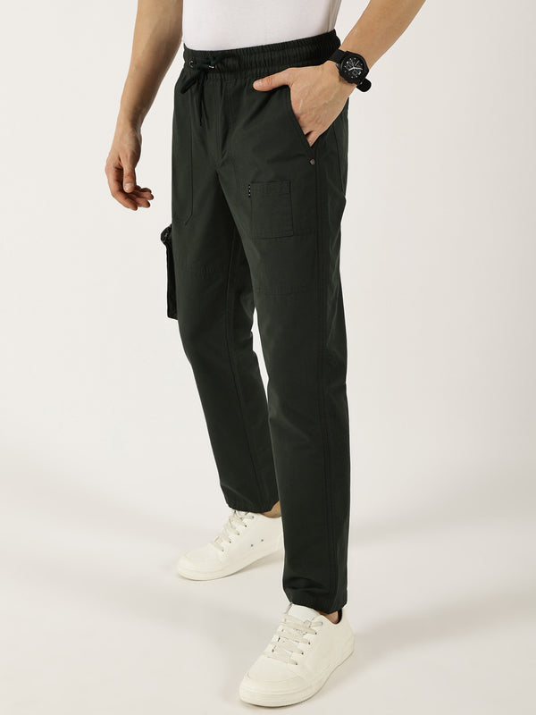 Bottle Green Smart Fit Mid-Rise Cotton Cargo Trouser For Men
