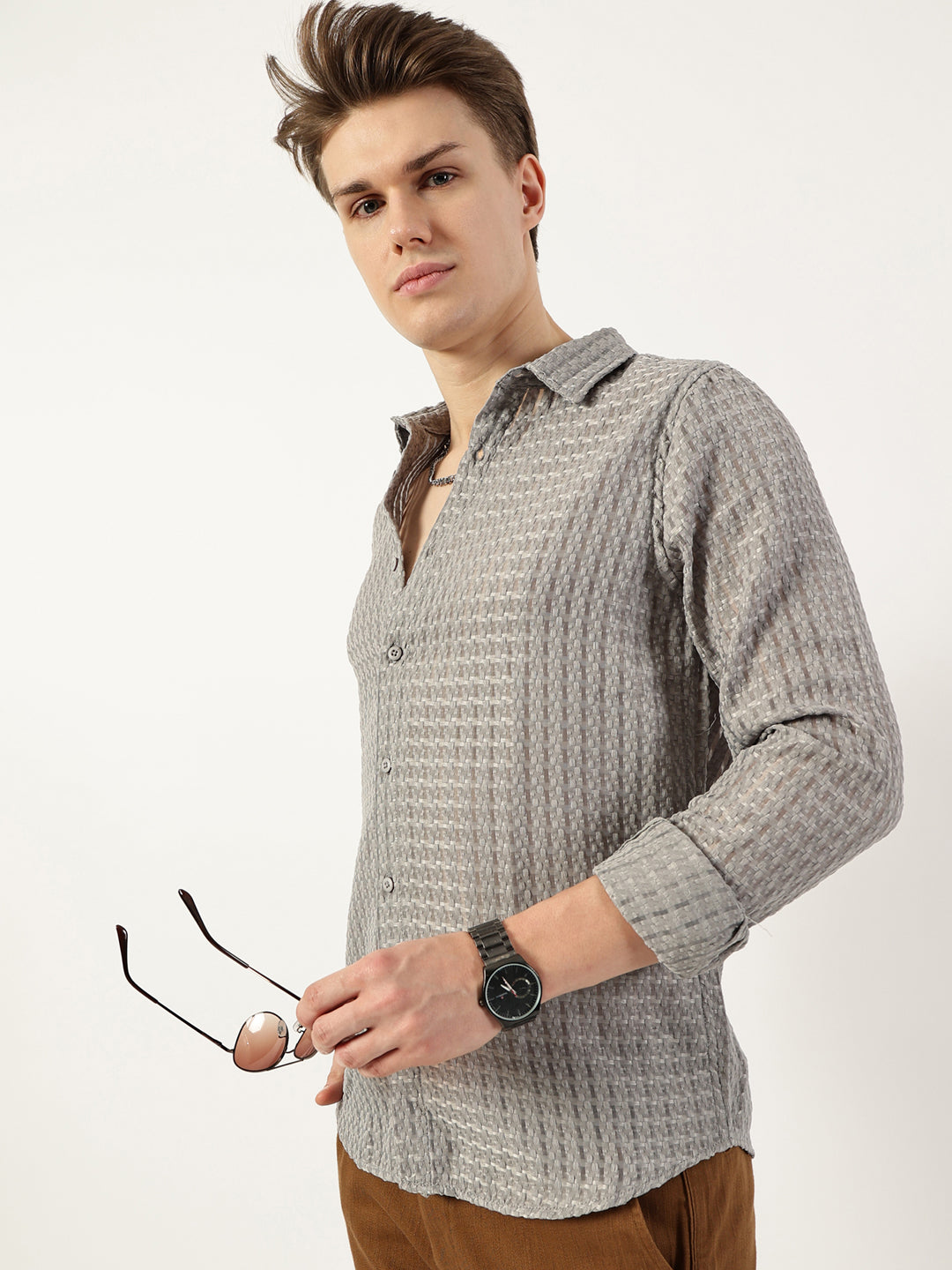 Thomas Scott Men Grey Premium Spread Collar Textured Solid Slim Fit Casual Shirt