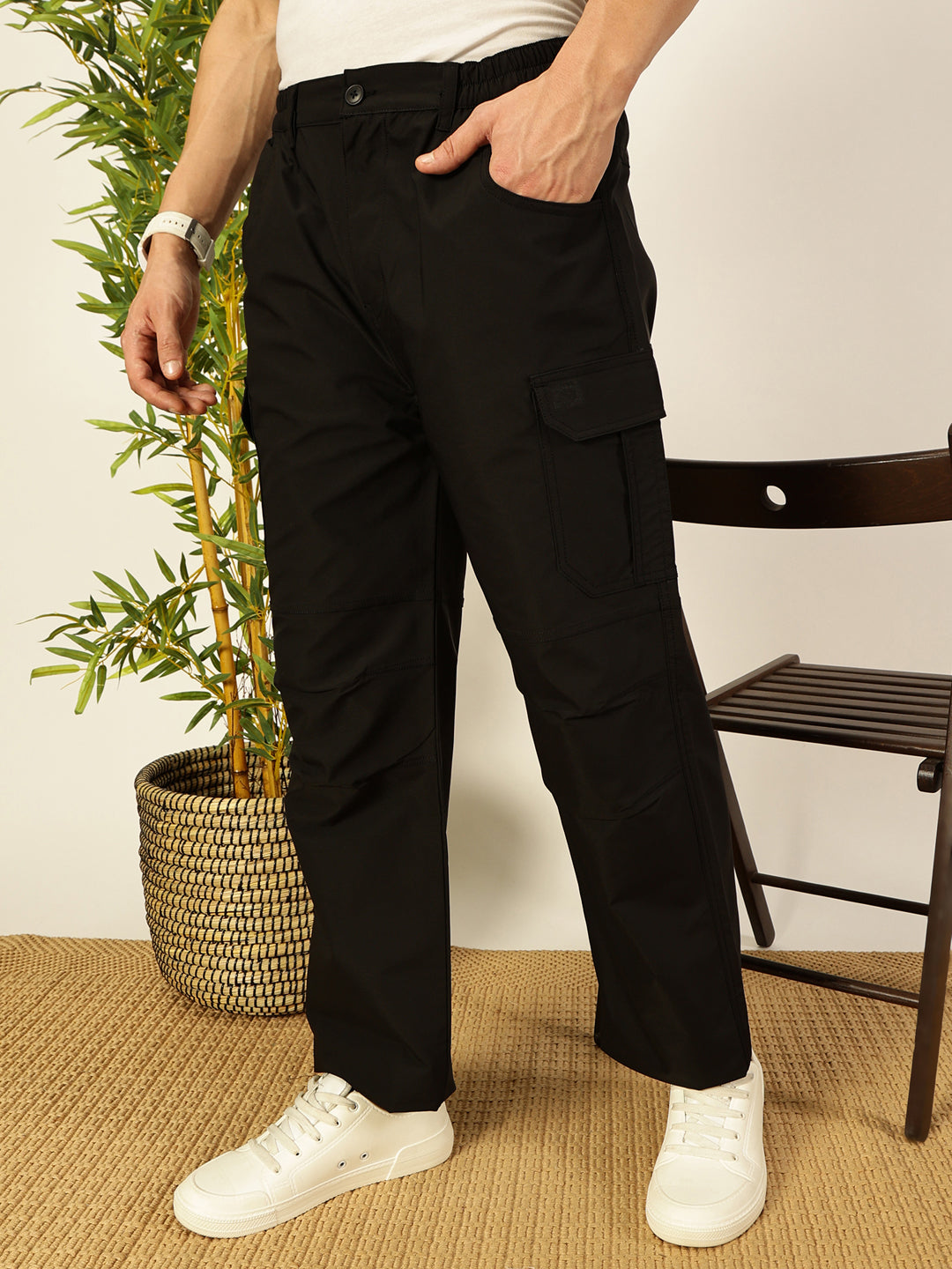 Thomas Scott Men Black Smart Loose Fit Woven Cargo Trousers