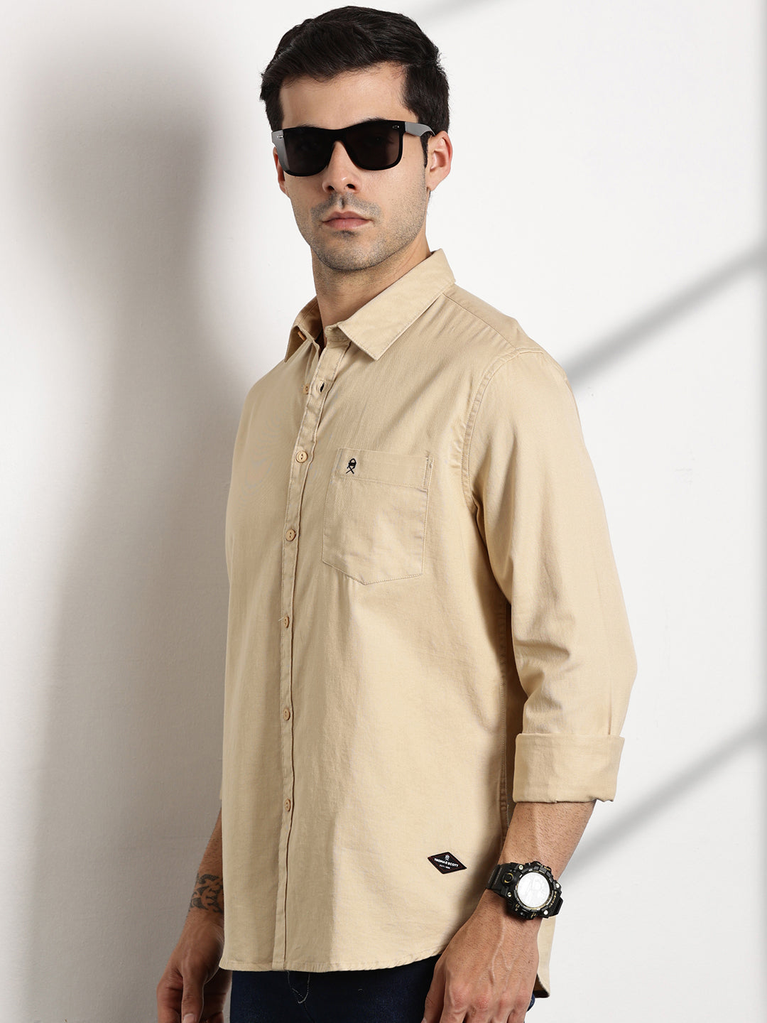 Thomas Scott Men Beige Slim Fit Long Sleeves Solid Cotton Casual Shirt