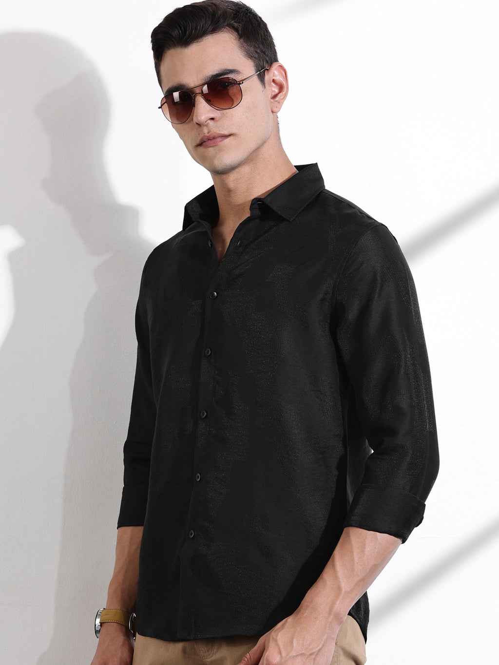 Thomas Scott Men Black Slim Fit Long Sleeves Solid Self Design Casual Shirt