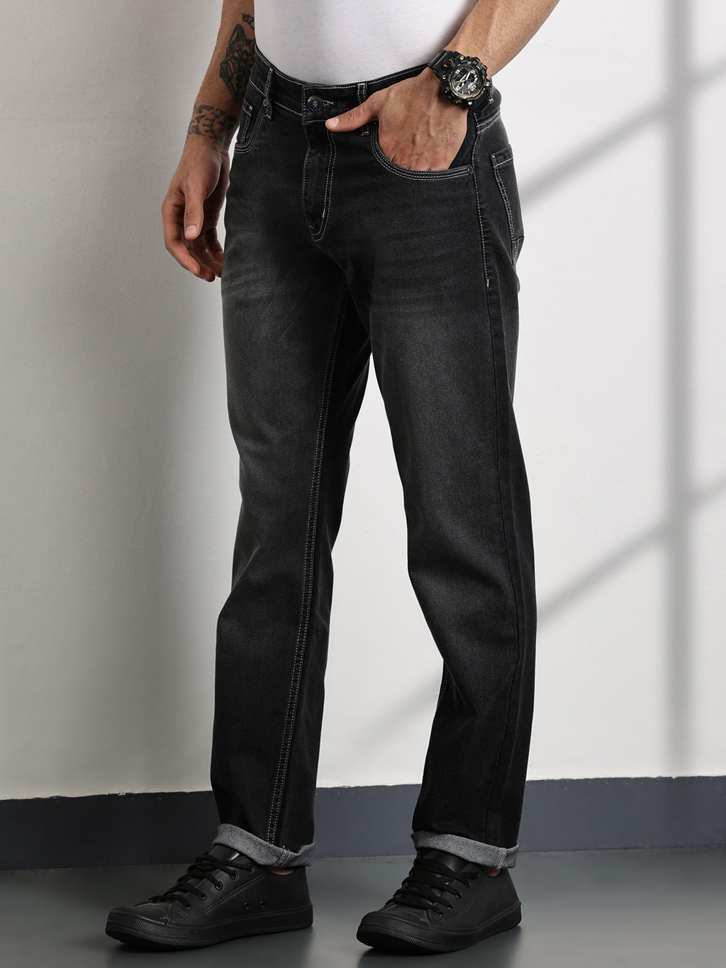 Thomas Scott Men Black Slim Fit Mid-Rise Clean Look Non stretchable Jeans