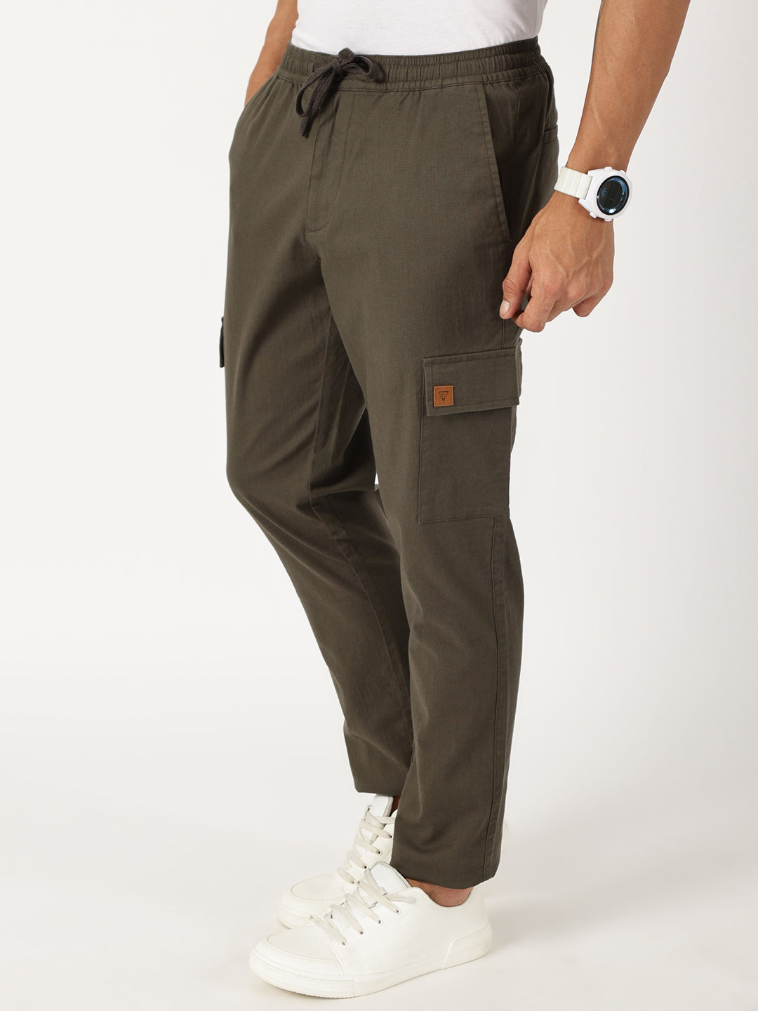 Thomas Scott Men Olive Mid-Rise Straight Fit Cotton Linen Woven Cargos Trouser