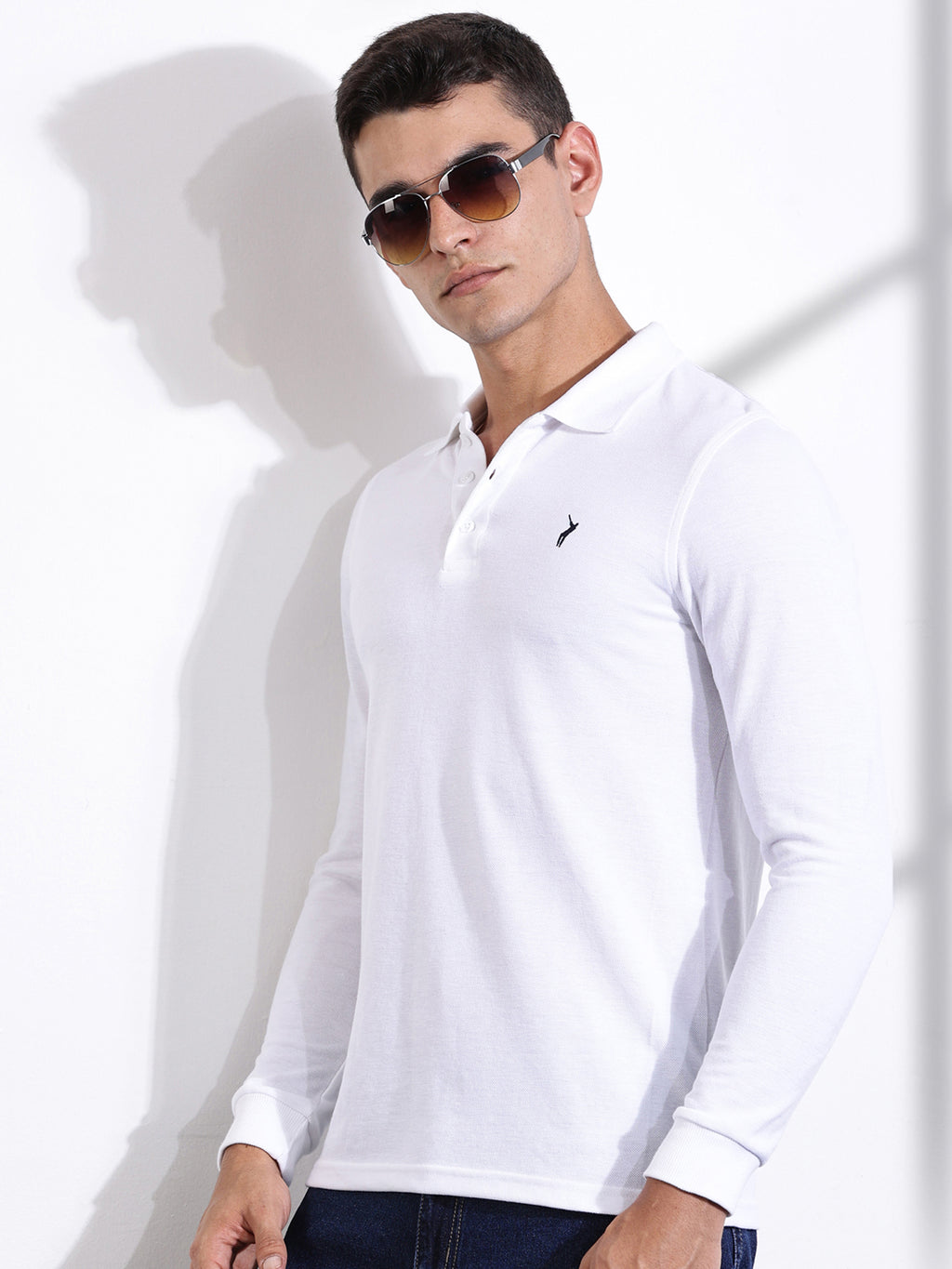 Thomas Scott Men White Solid Polo Collar T-shirt