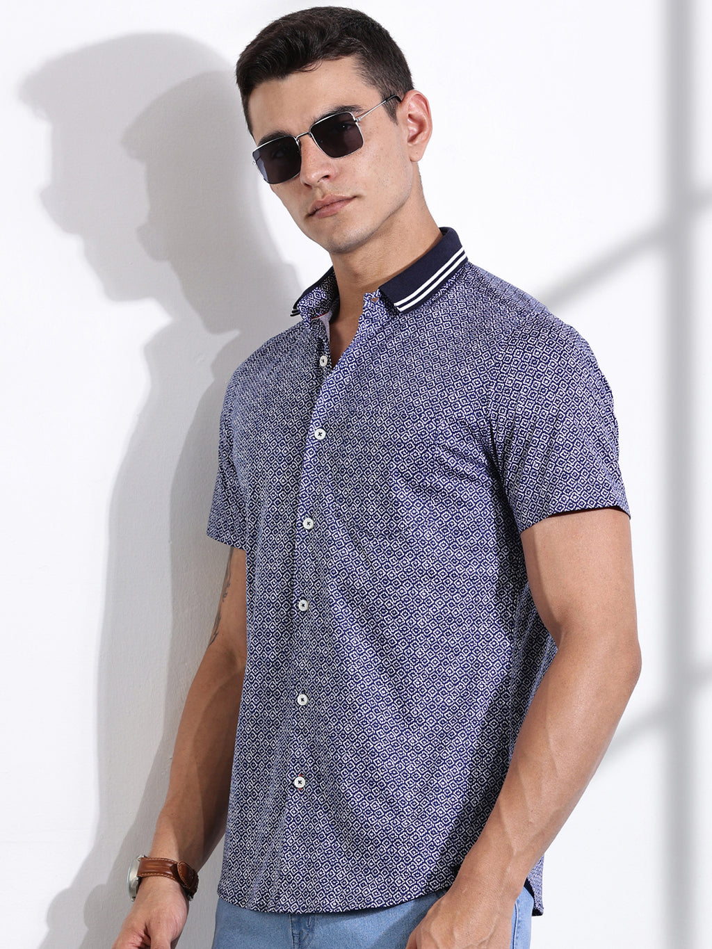 Thomas Scott Men Navy Slim Fit Abstract Printed Knit Shirt