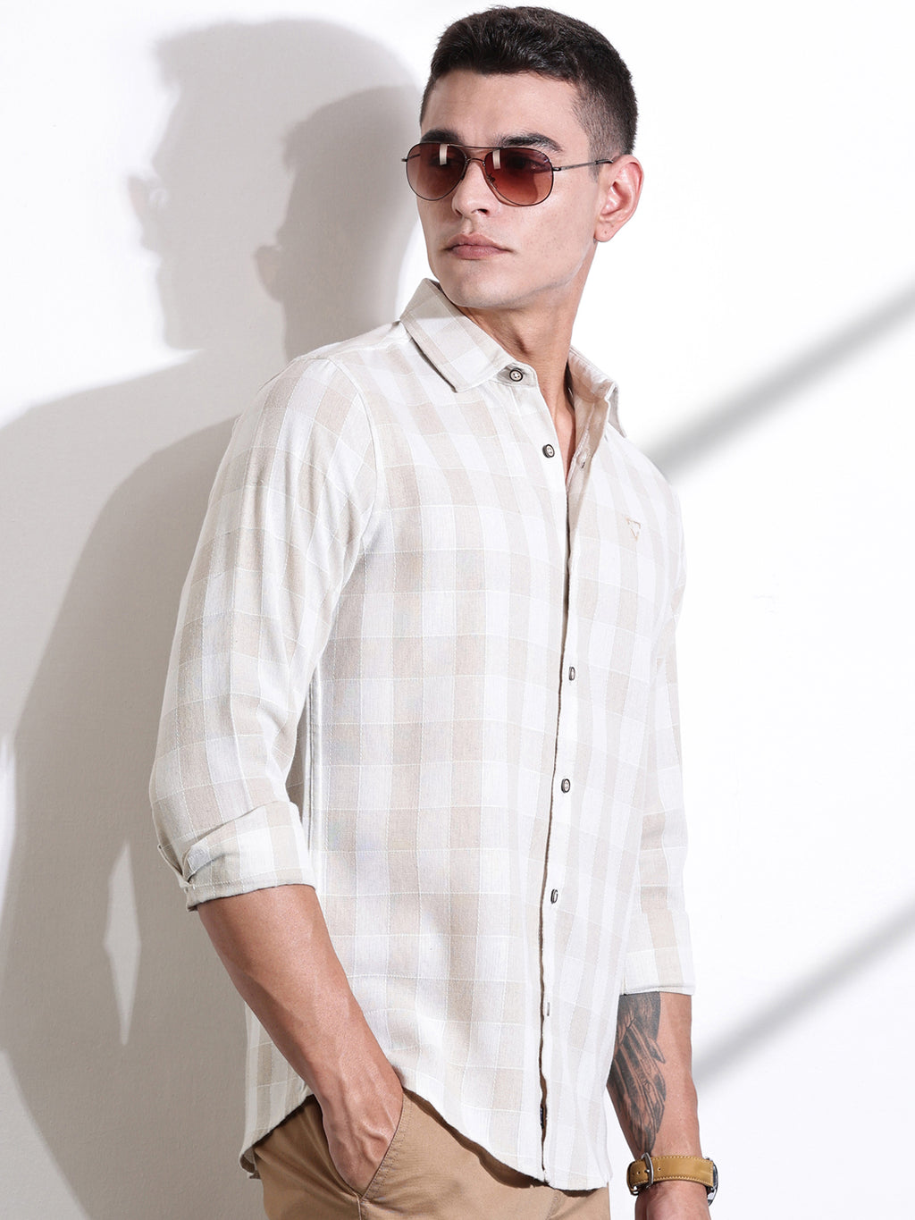 Thomas Scott Men Beige Slim Fit Windowpane Checked Cotton Casual Shirt