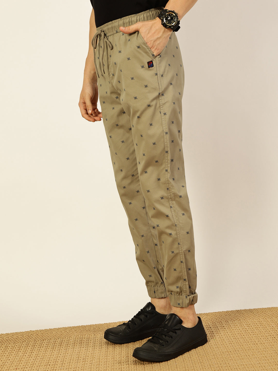 Thomas Scott Men Printed Smart Slim Fit Easy Wash Joggers Trousers