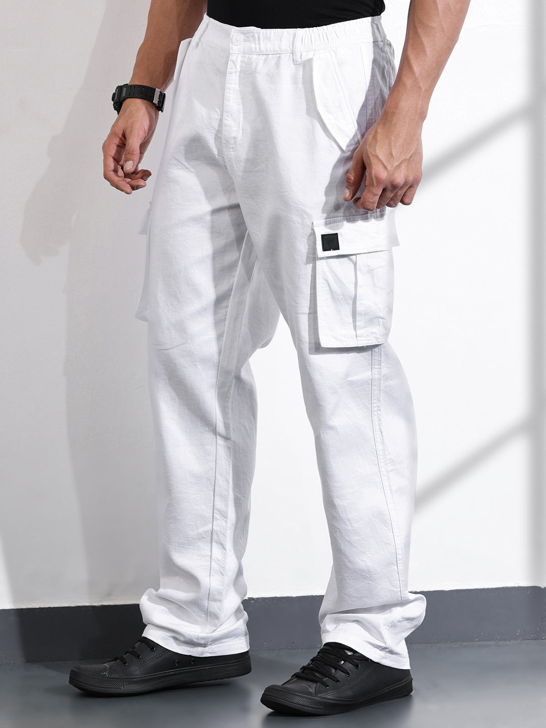 Thomas Scott Men White Relaxed Fit Woven Cargo Trousers