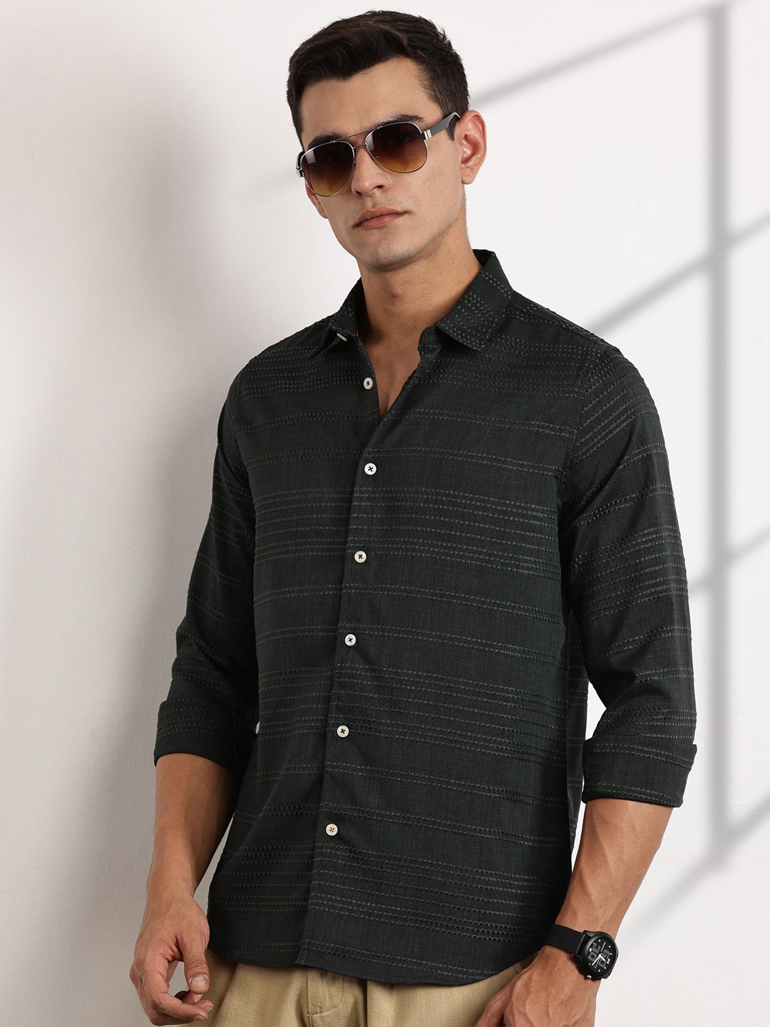 Thomas Scott Men Olive Slim Fit Cutaway Collar Long Sleeves Self Design Casual Shirt