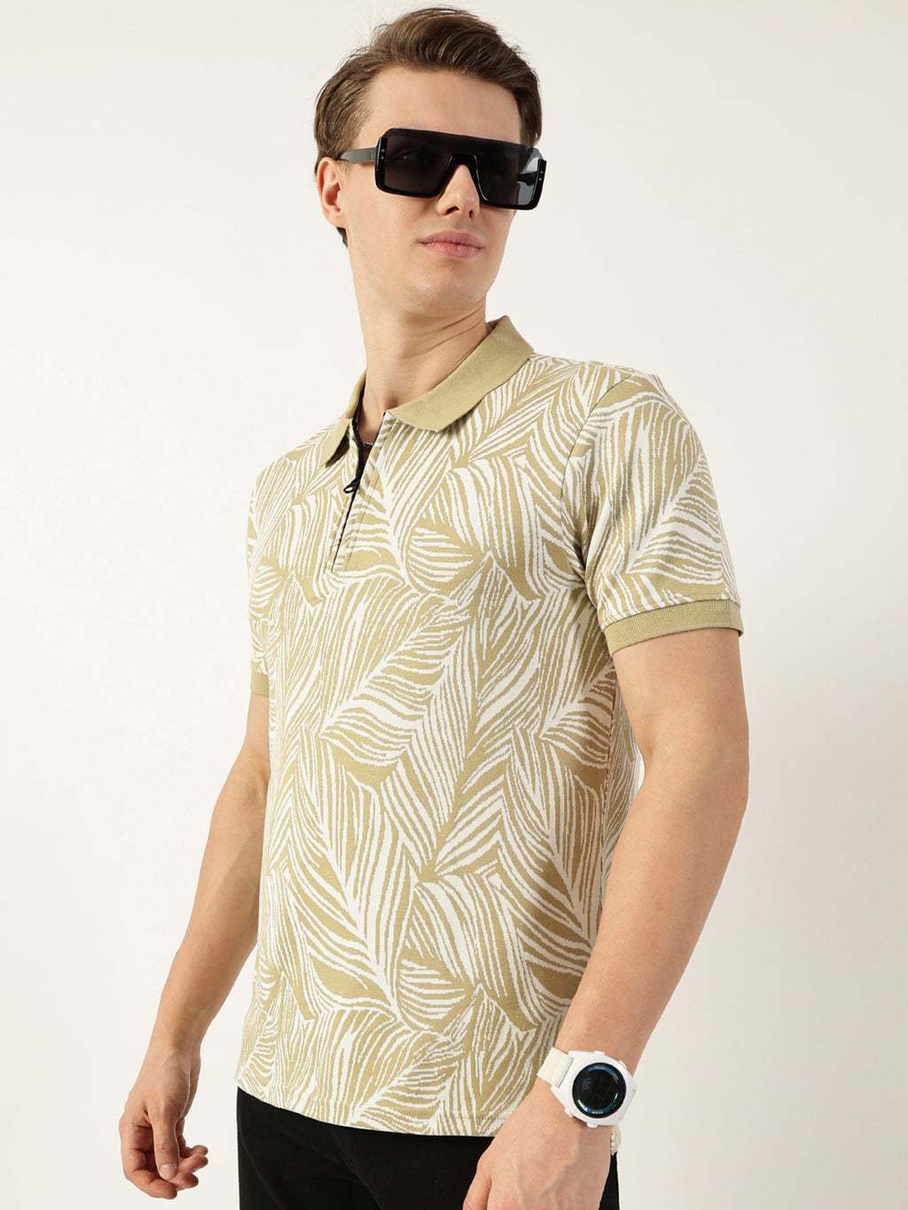 Thomas Scott Men Pista Floral Printed Polo Collar Pockets T-shirt