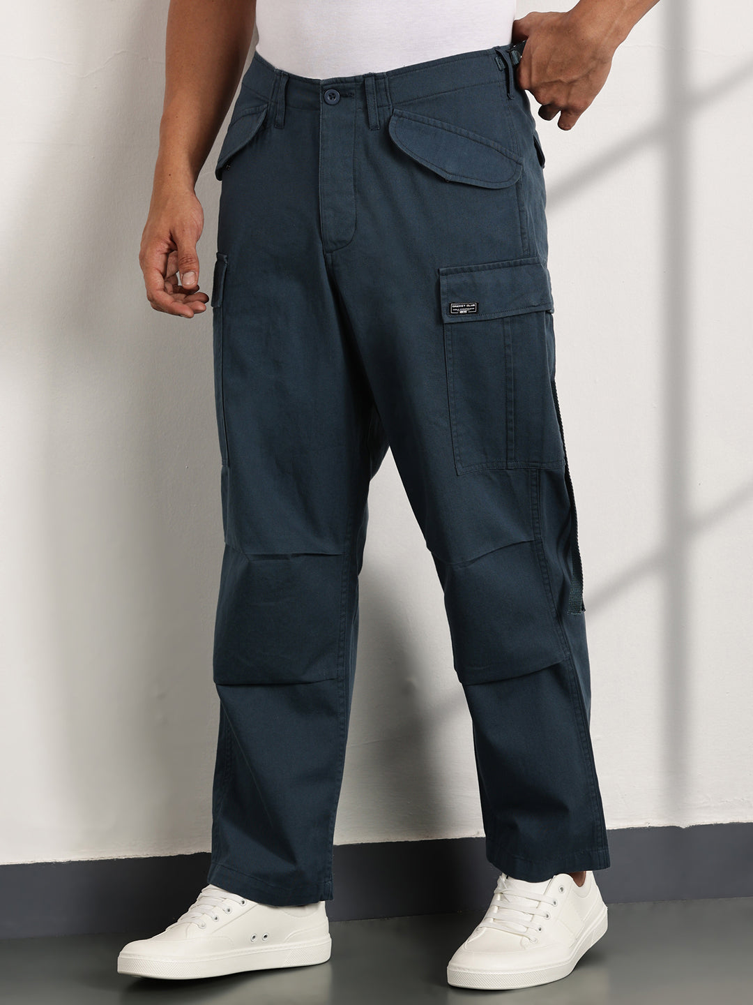 Thomas Scott Men Teal Mid-Rise Loose Fit Cotton Woven Cargo Trouser