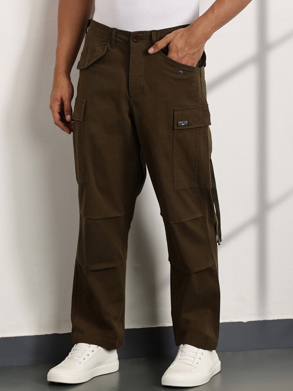Thomas Scott Men Olive Mid-Rise Loose Fit Cotton Woven Cargo Trouser