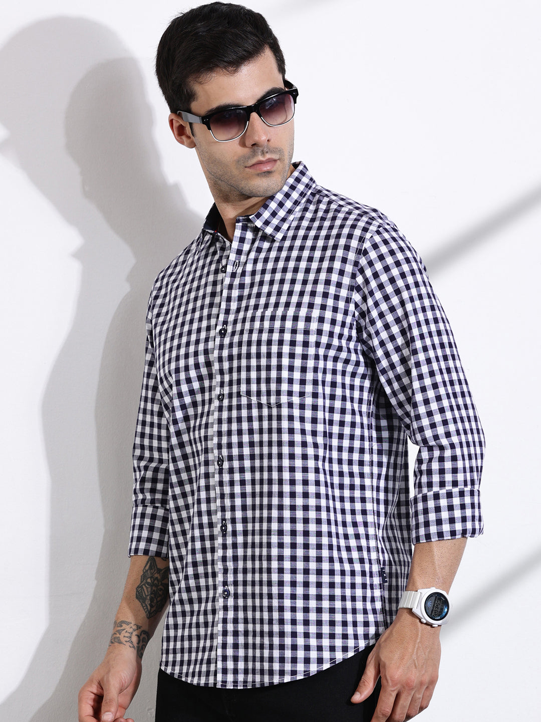 Thomas Scott Men Navy Slim Fit Long Sleeve Gingham Checks Cotton Casual Shirt